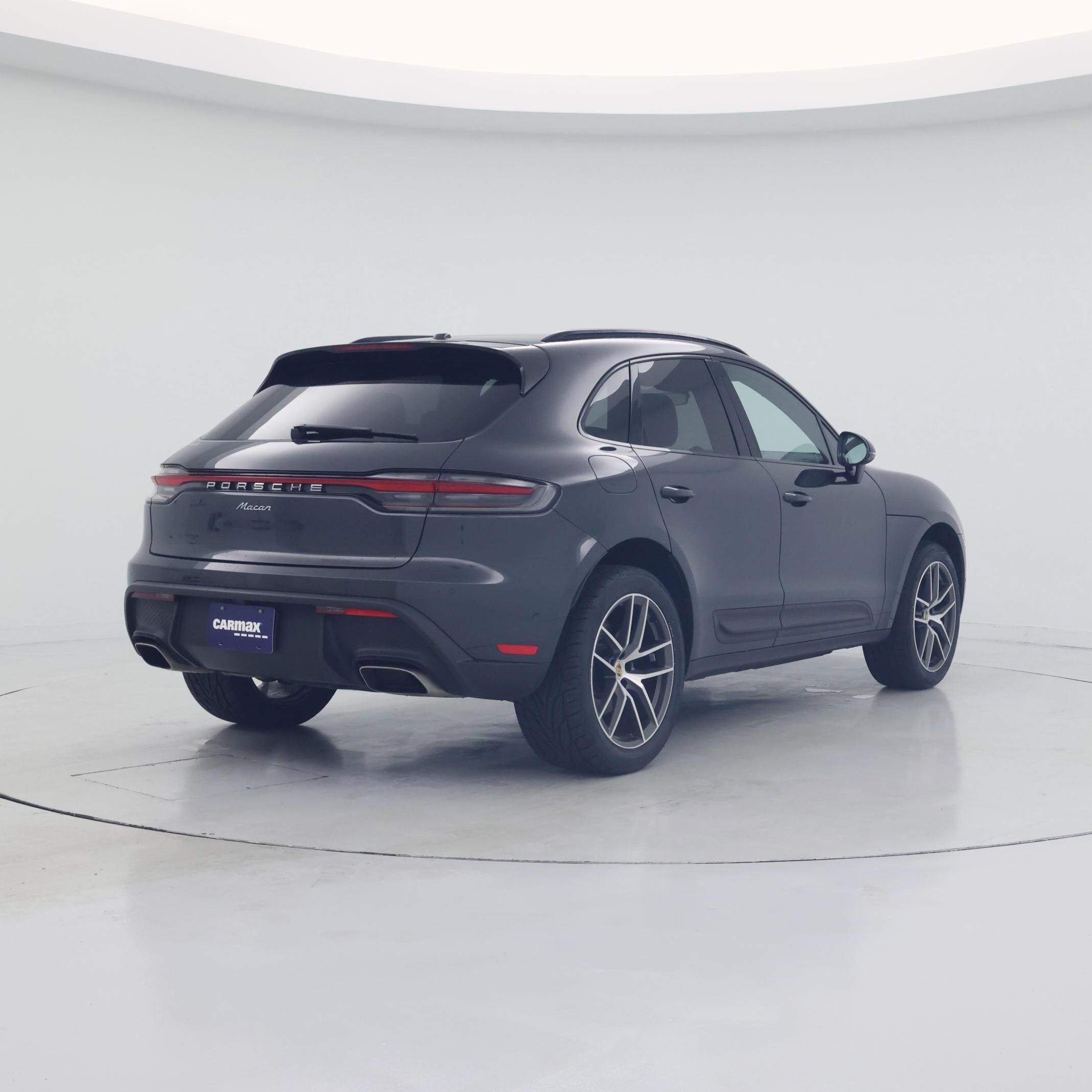Thumbnail: 2023 Porsche Macan - 8