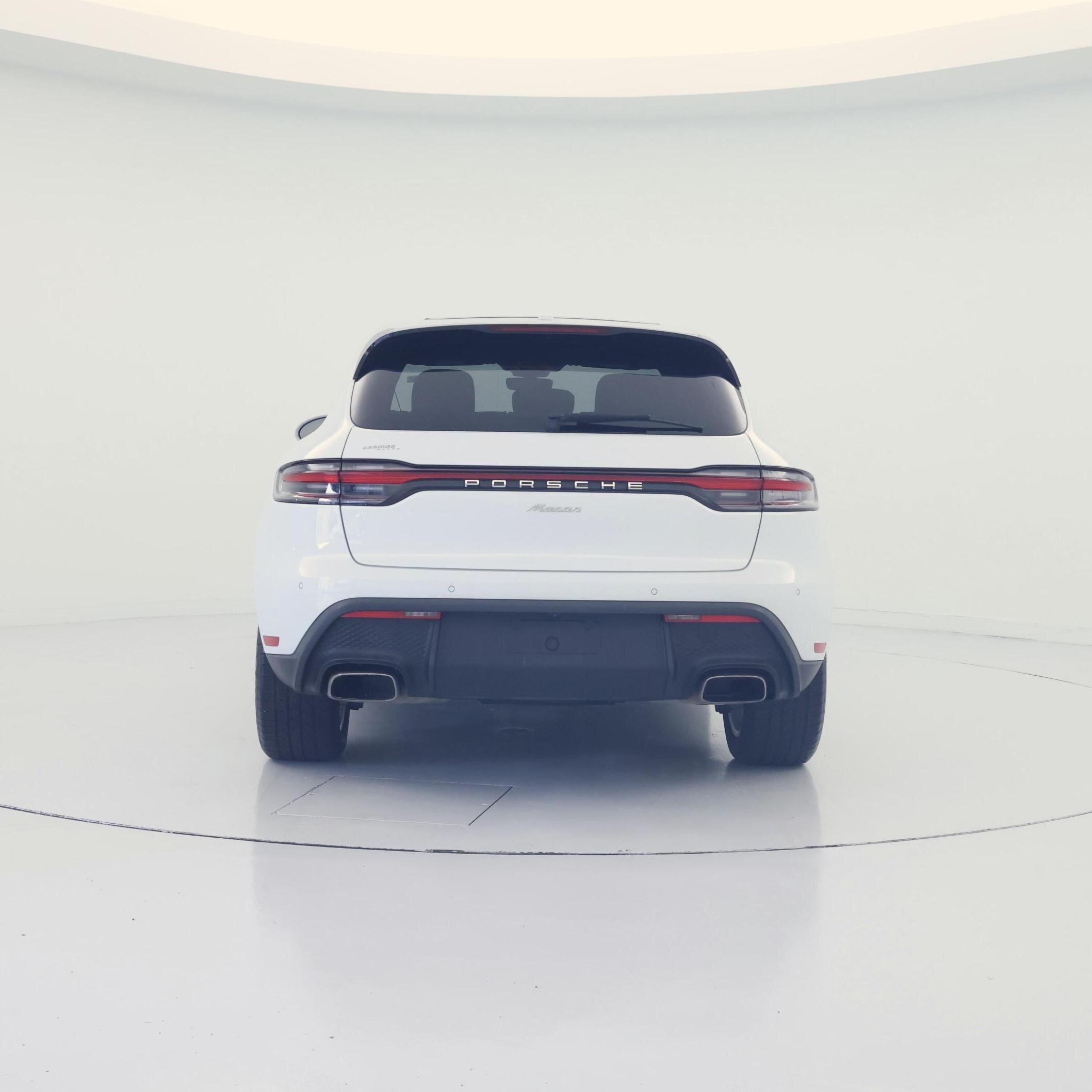 Thumbnail: 2023 Porsche Macan - 6