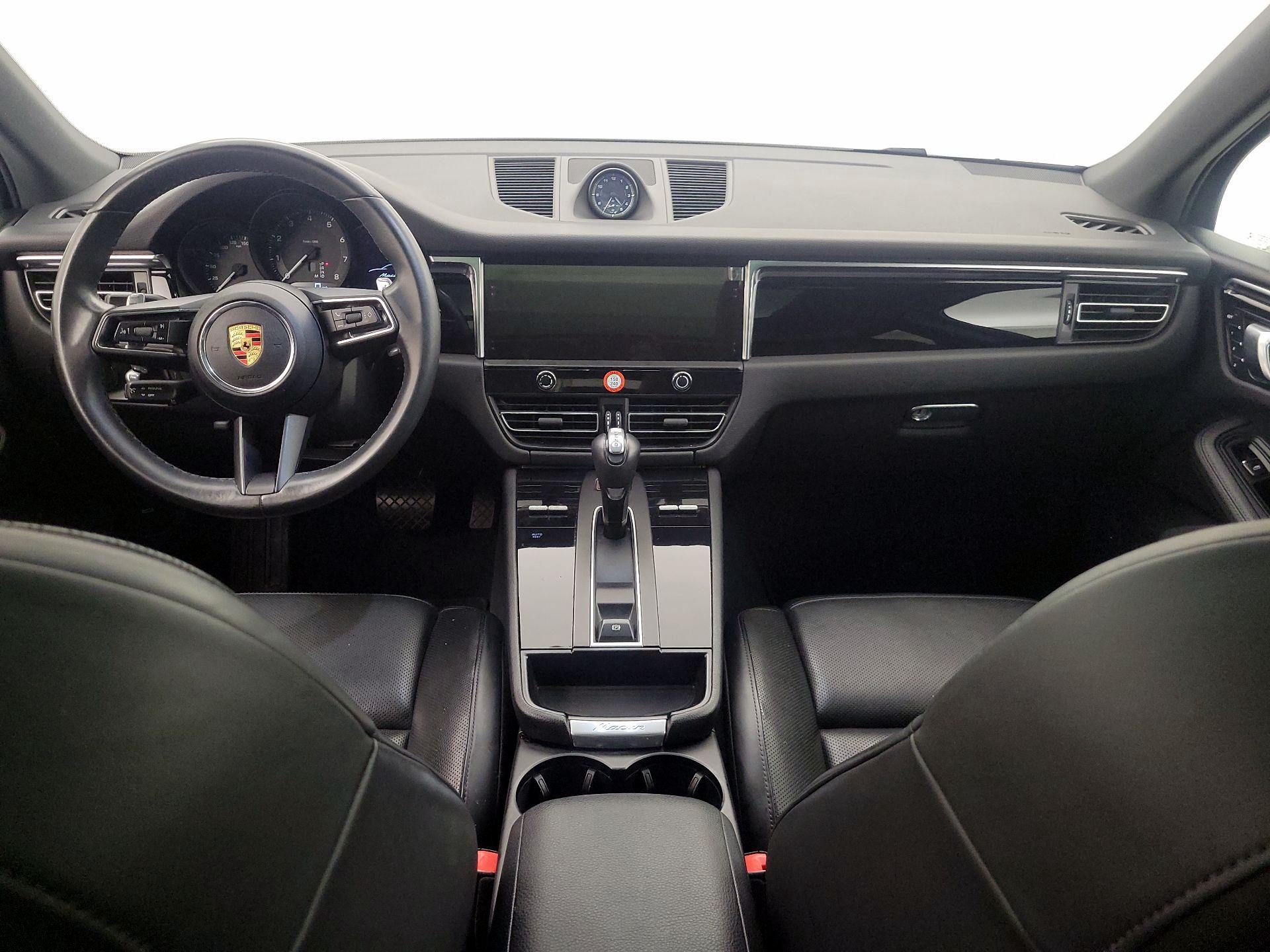 Thumbnail: 2022 Porsche Macan - 9