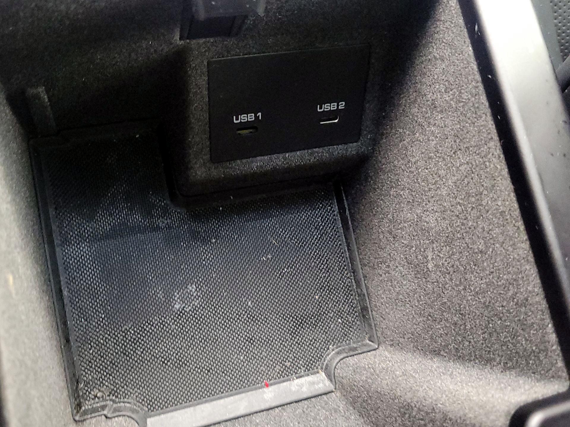 Thumbnail: 2022 Porsche Macan - 19