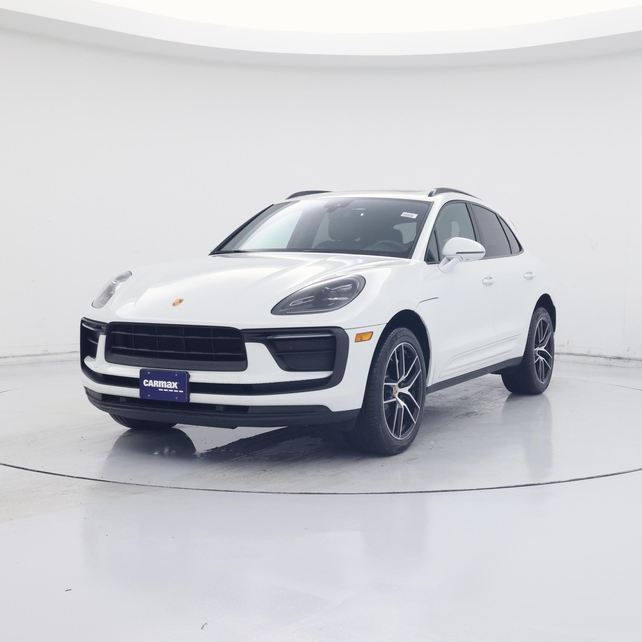 Thumbnail: 2022 Porsche Macan - 4