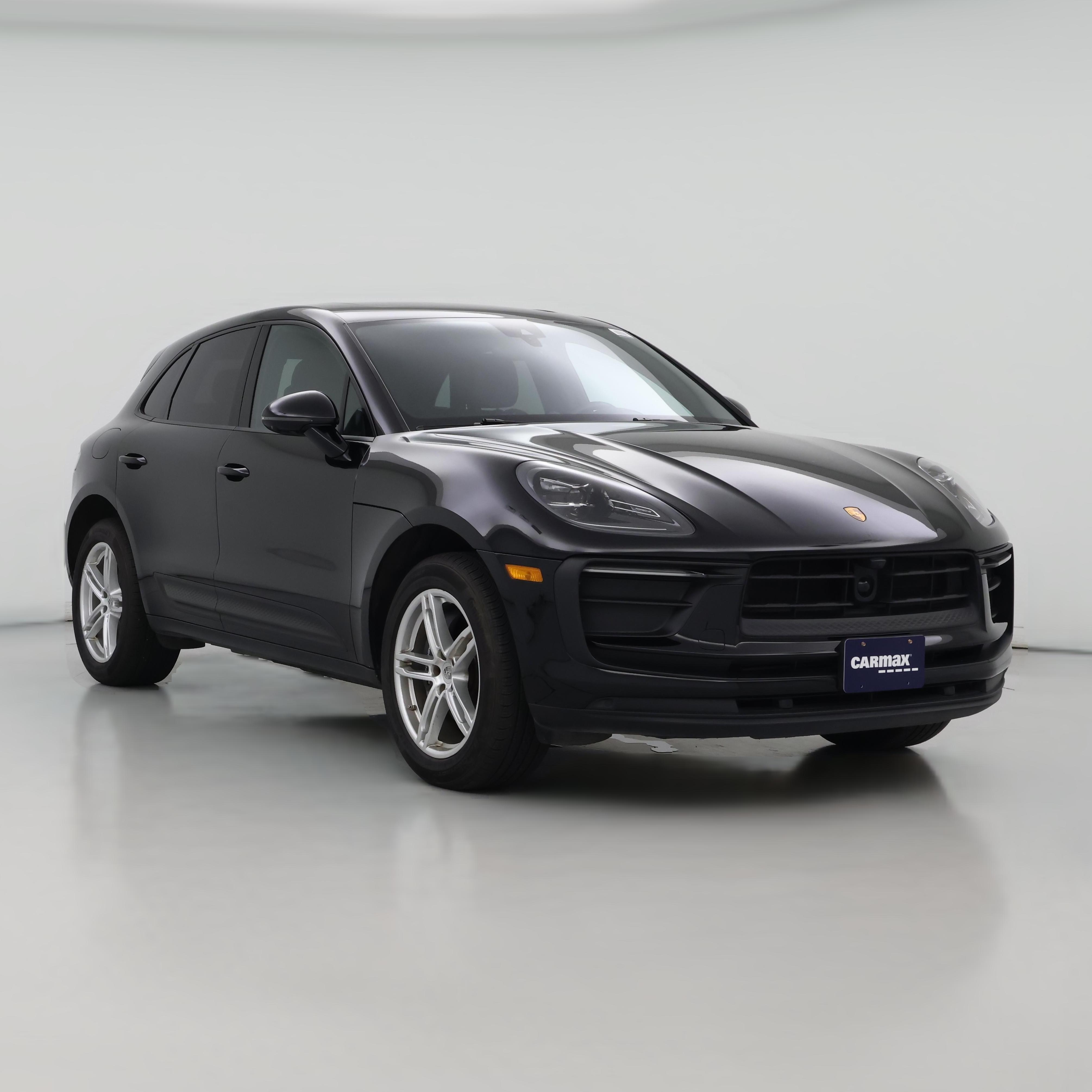 Thumbnail: 2023 Porsche Macan - 1