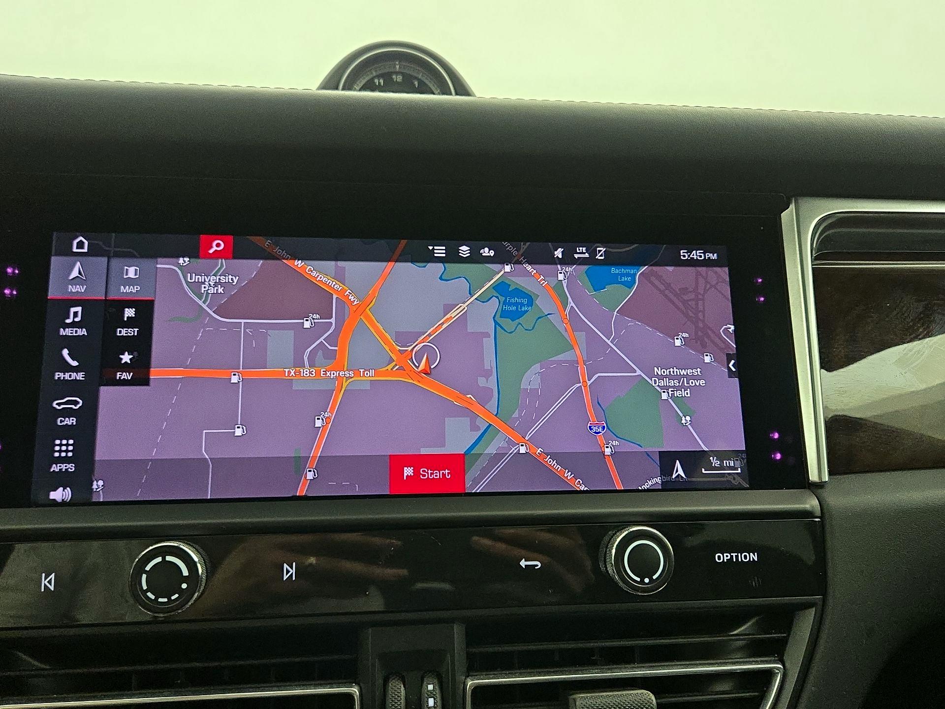 Thumbnail: 2023 Porsche Macan - 14