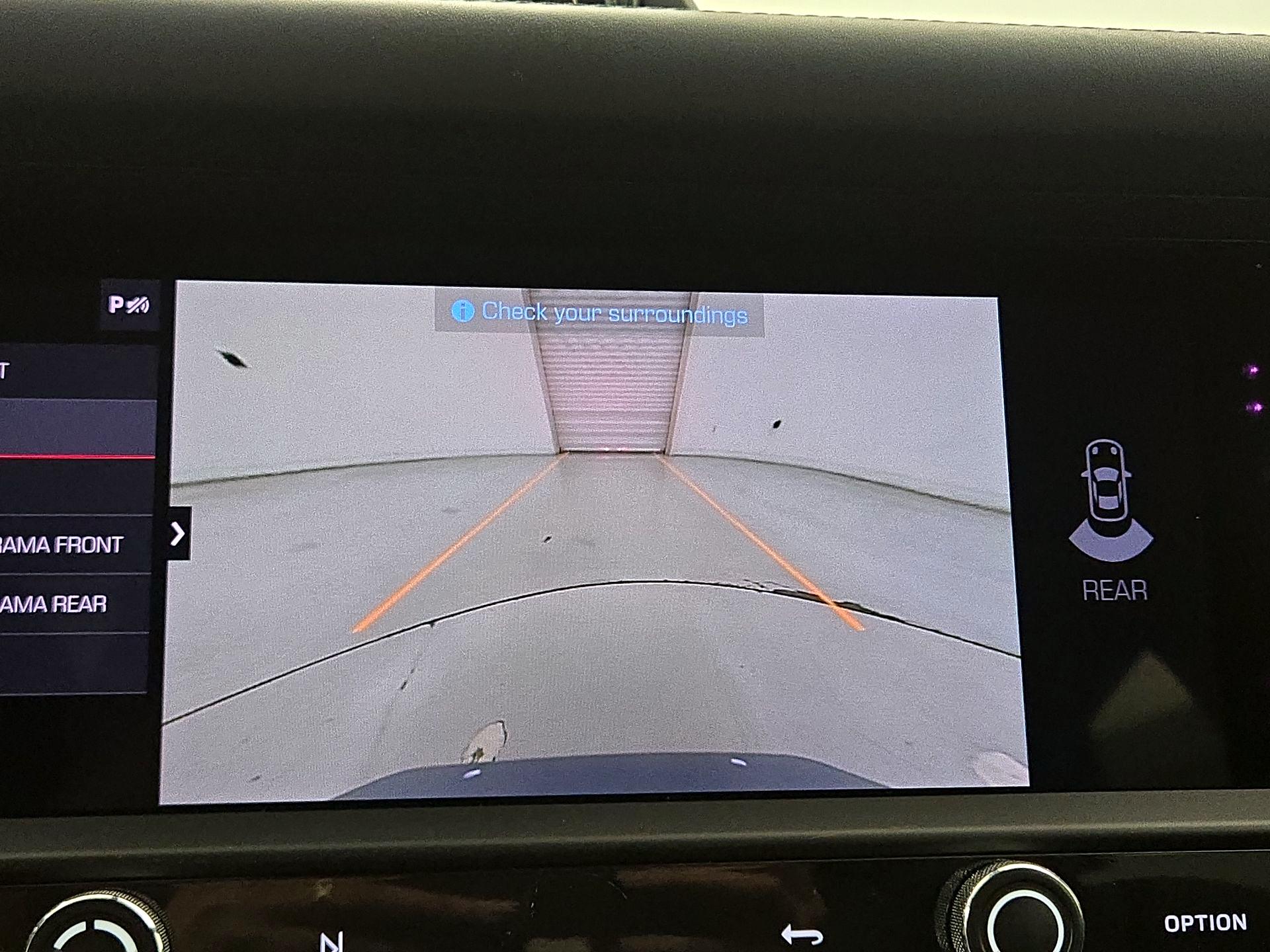 Thumbnail: 2023 Porsche Macan - 15