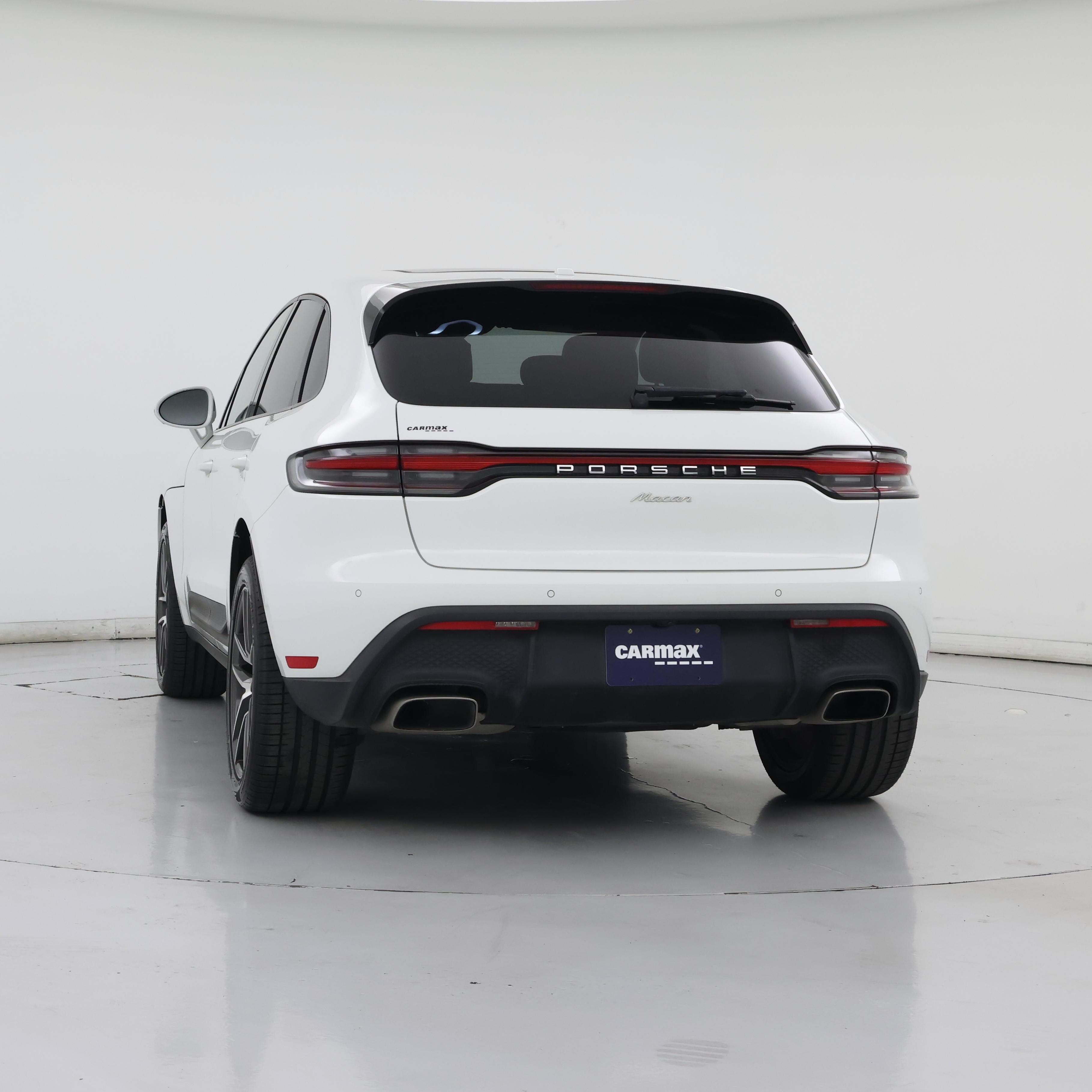 Thumbnail: 2023 Porsche Macan - 6