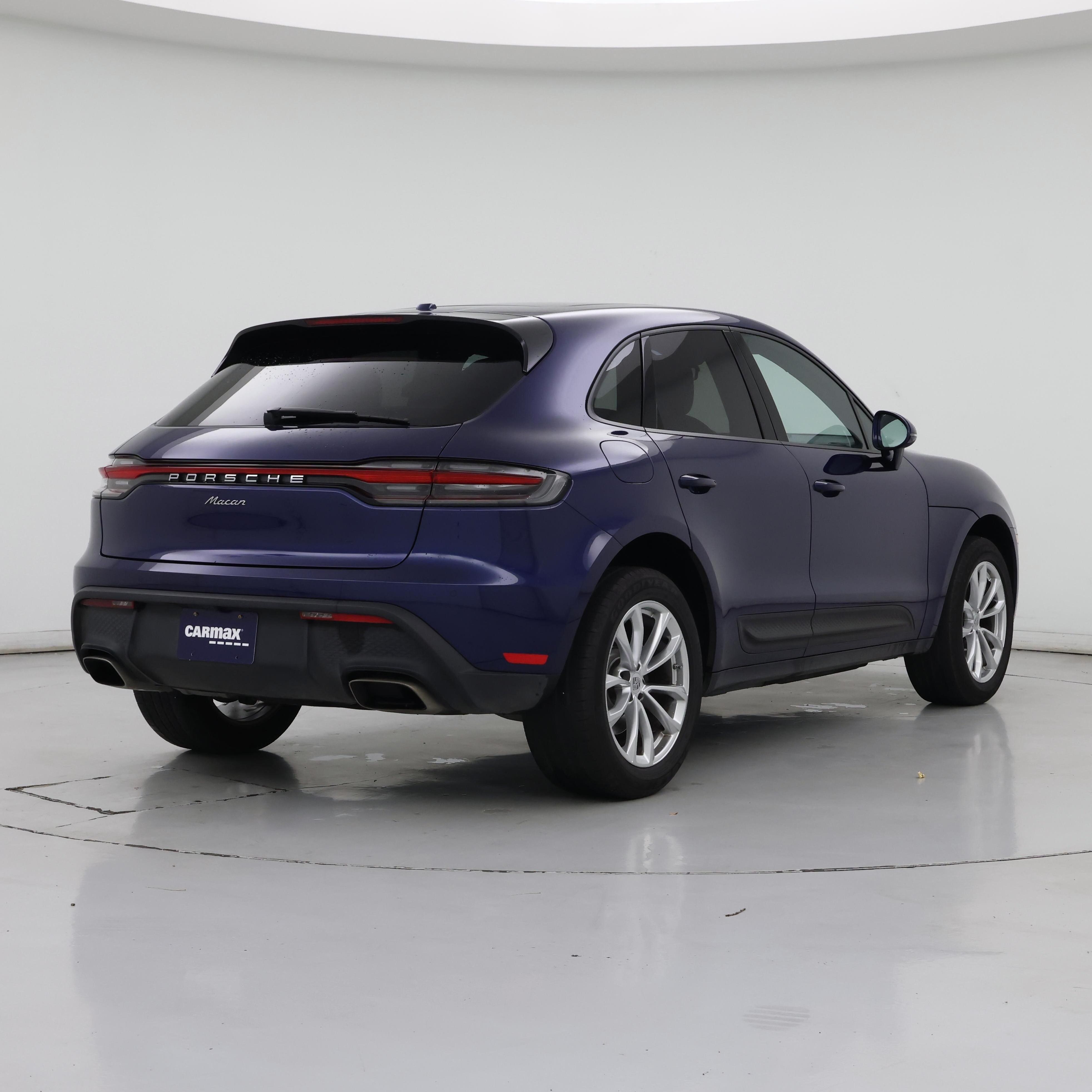 Thumbnail: 2023 Porsche Macan - 8
