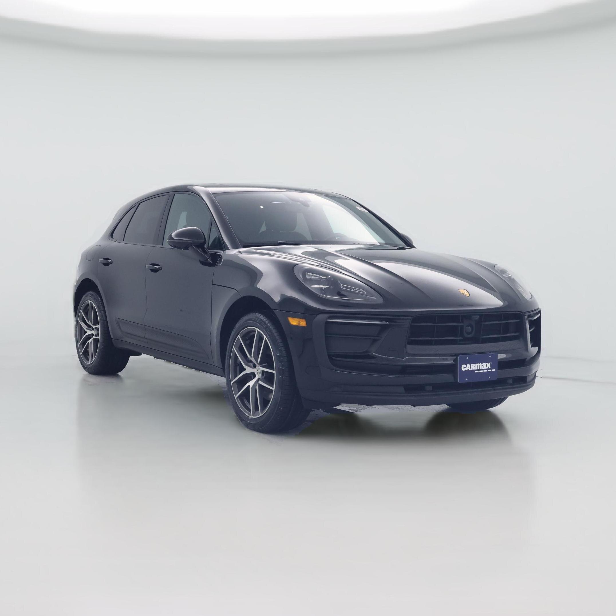 Thumbnail: 2023 Porsche Macan - 1