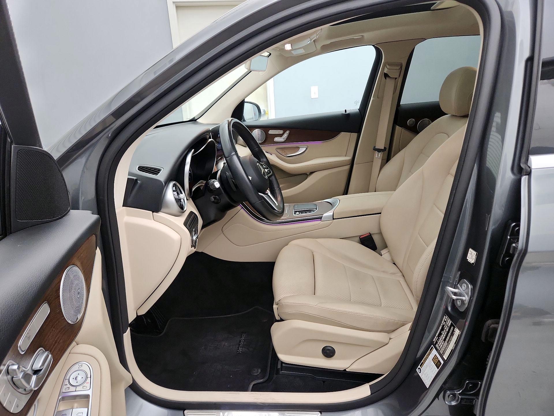 Thumbnail: 2020 Mercedes-Benz GLC - 11