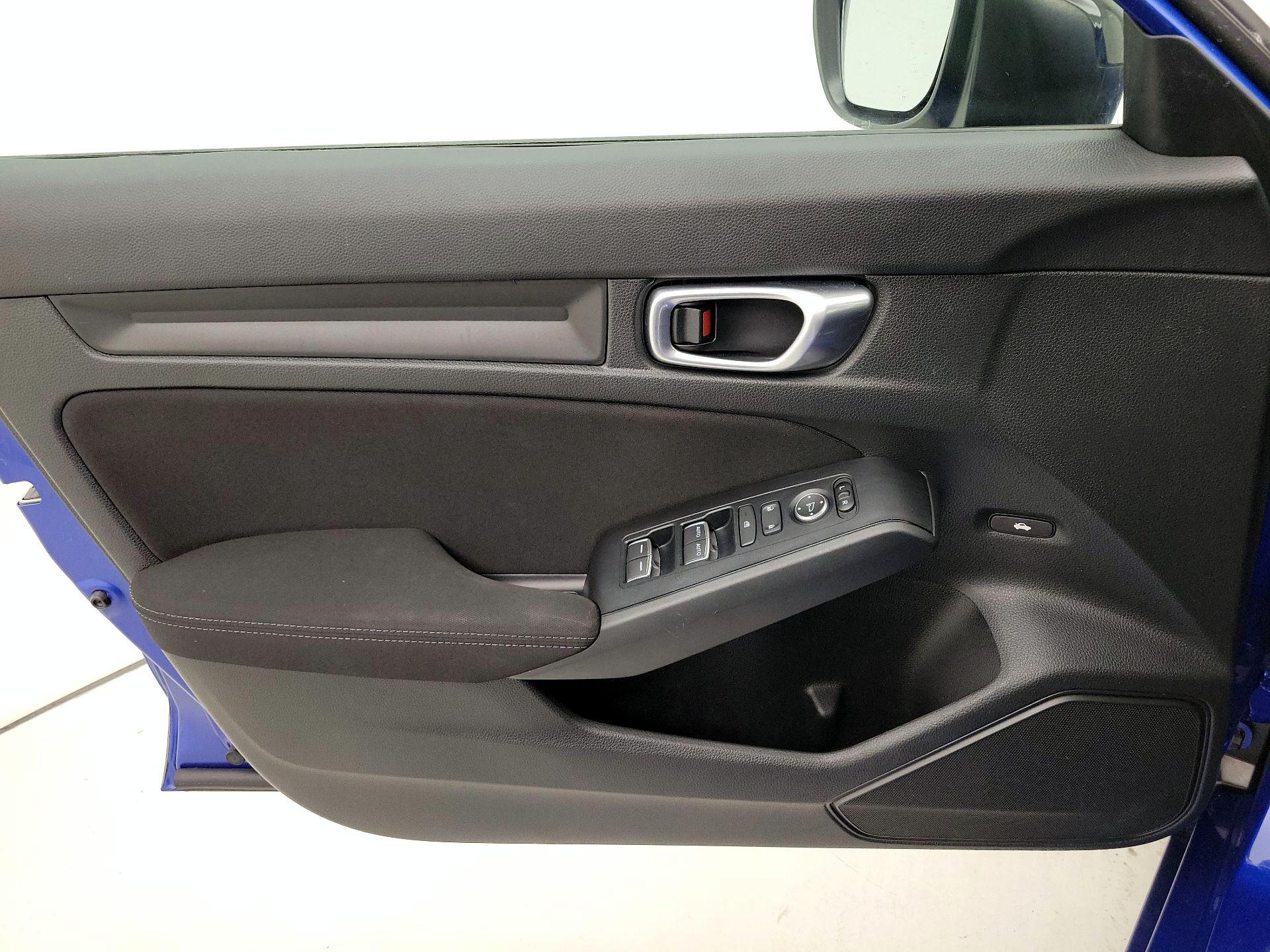 Thumbnail: 2023 Honda Civic - 12