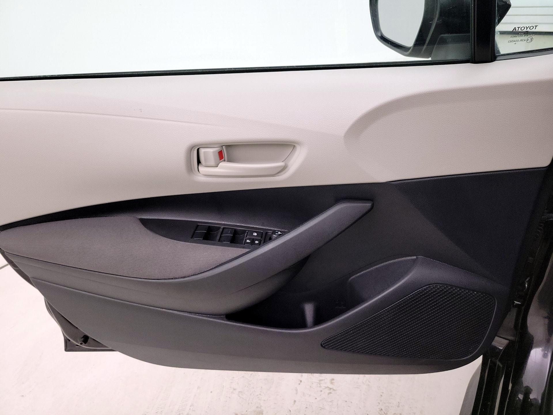 Thumbnail: 2025 Toyota Corolla - 12