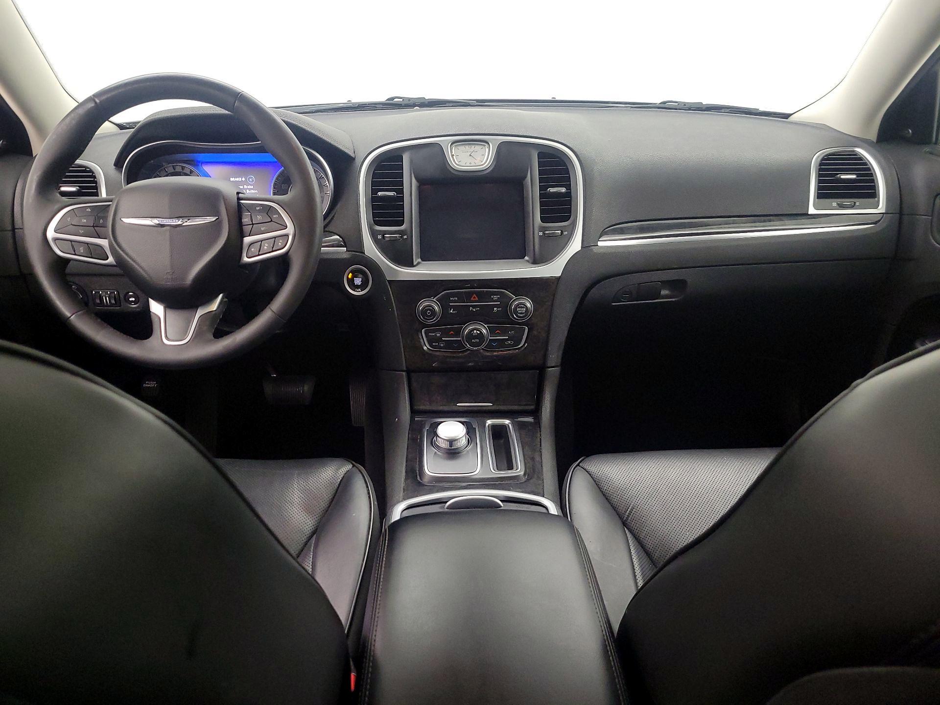 Thumbnail: 2023 Chrysler 300 - 9