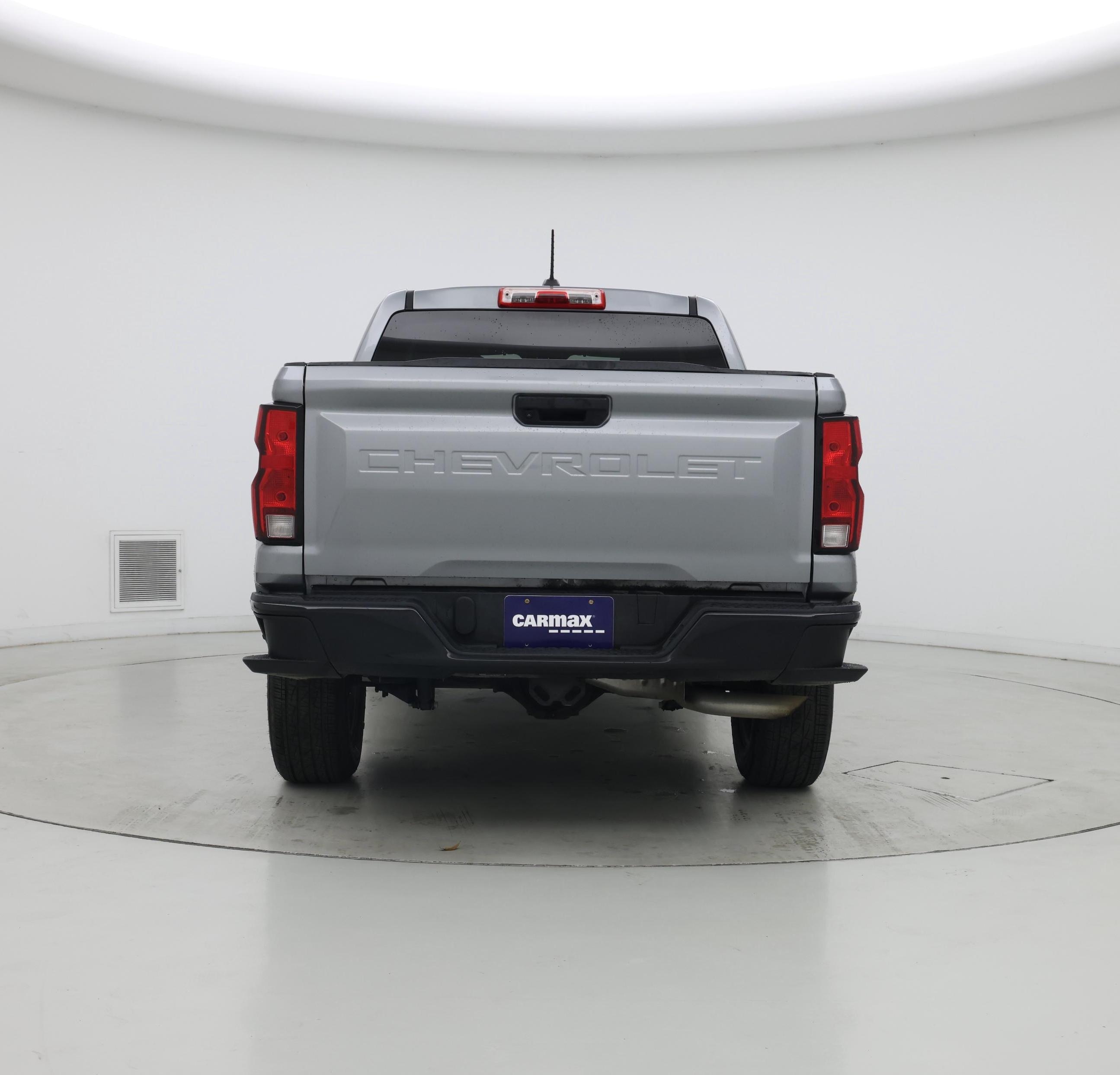 Thumbnail: 2023 Chevrolet Colorado - 6