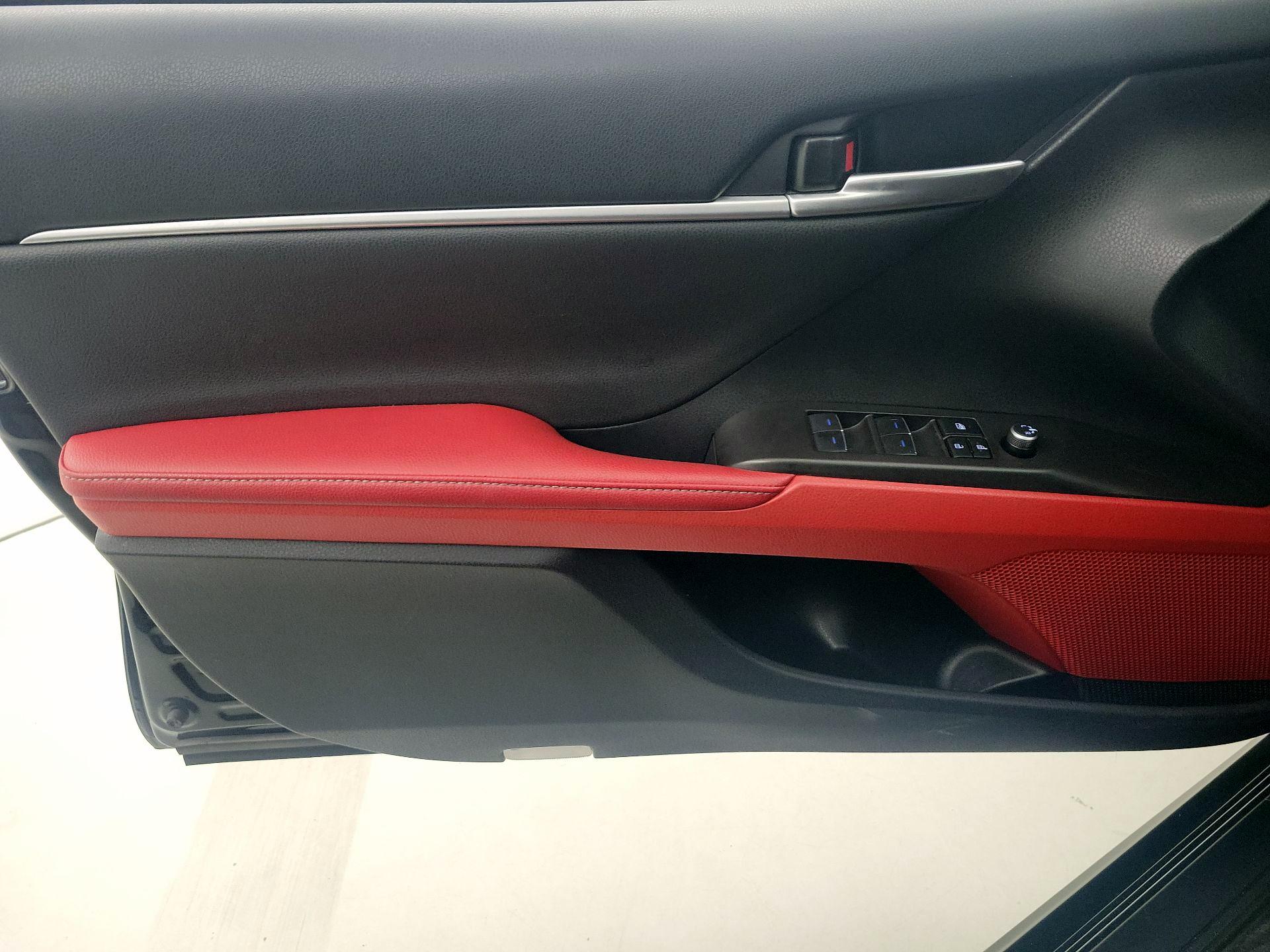 Thumbnail: 2023 Toyota Camry - 12