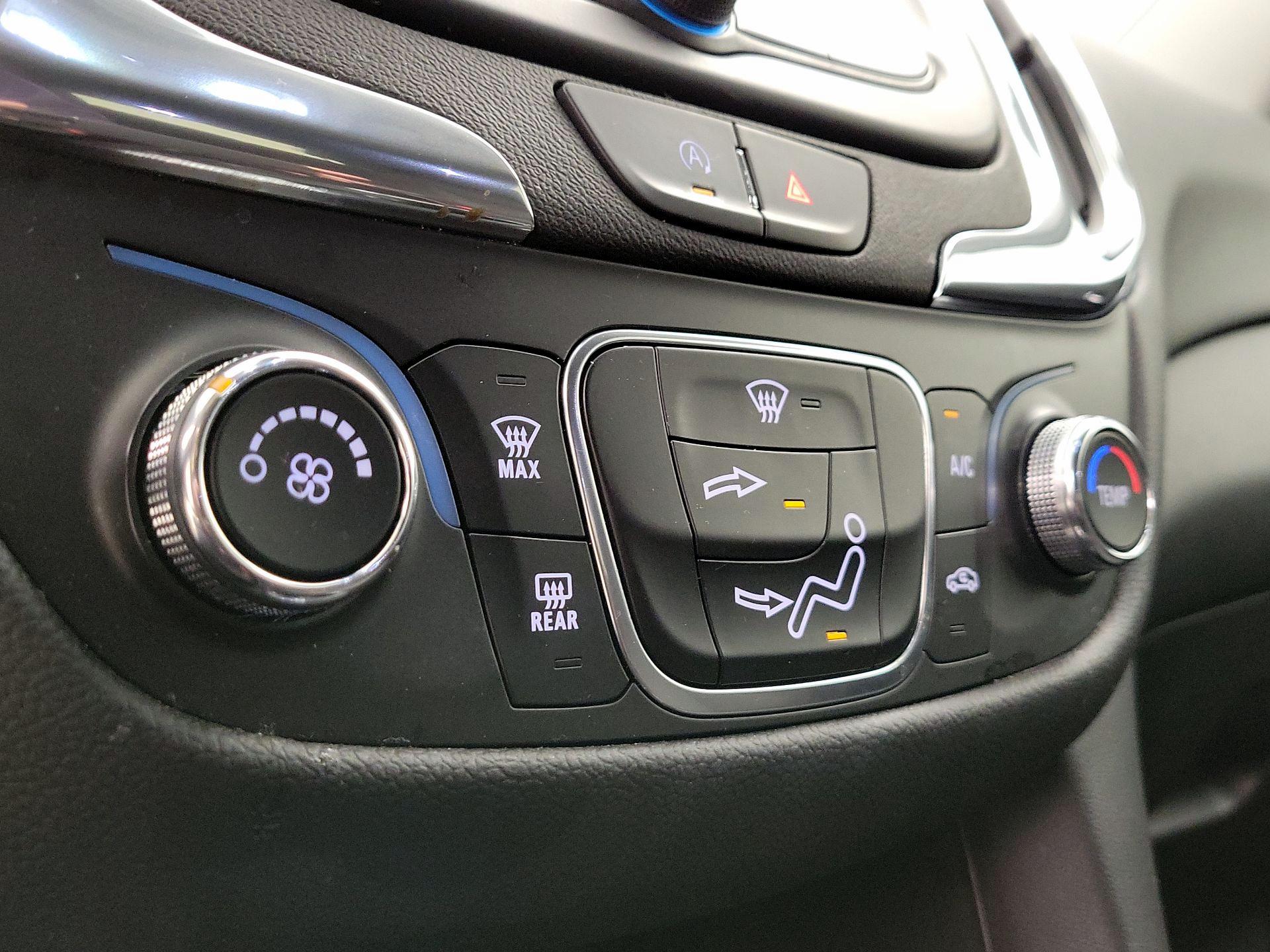 Thumbnail: 2023 Chevrolet Equinox - 16