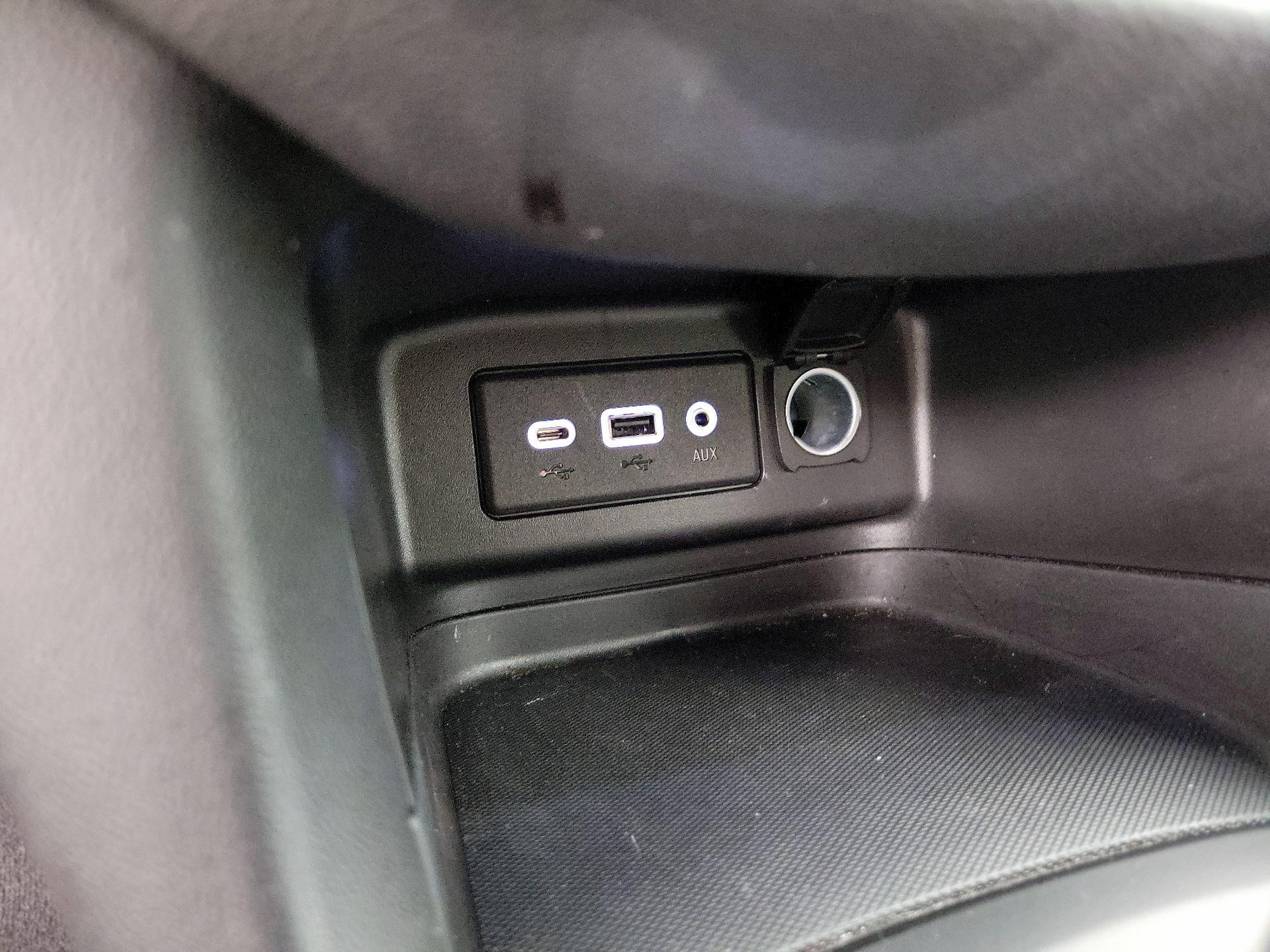 Thumbnail: 2023 Chevrolet Equinox - 18