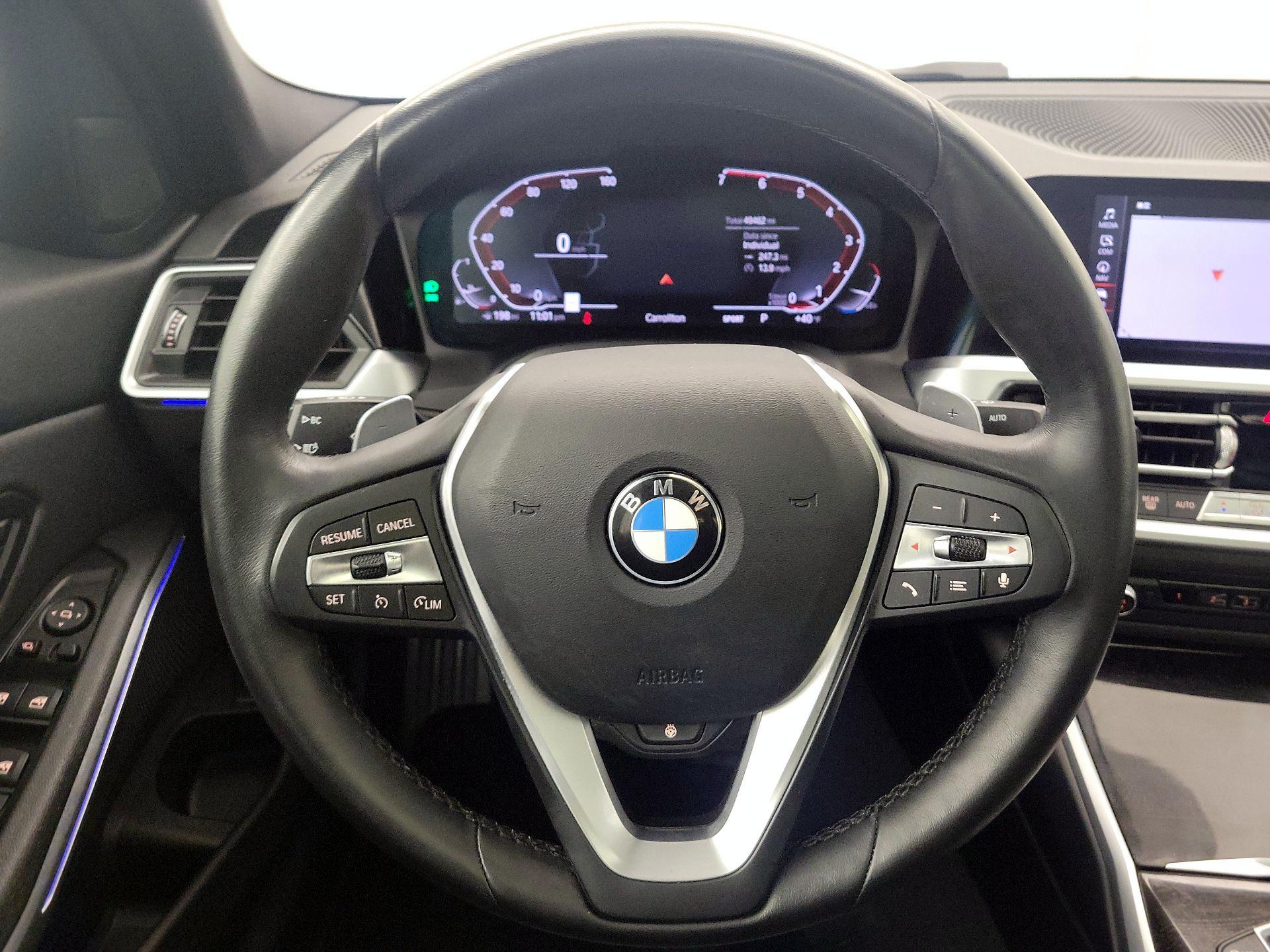 Thumbnail: 2021 BMW 3 Series - 10