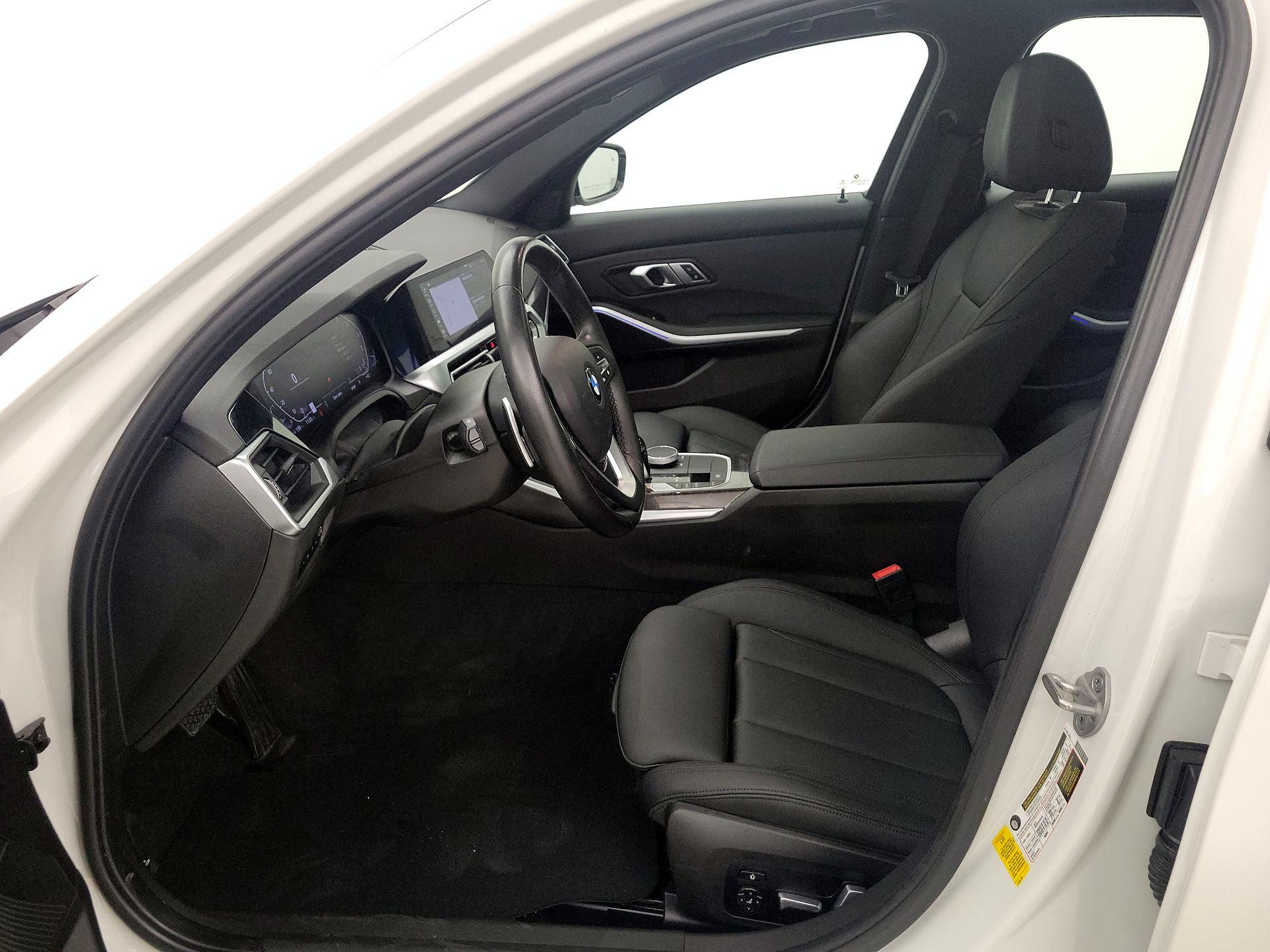 Thumbnail: 2021 BMW 3 Series - 11