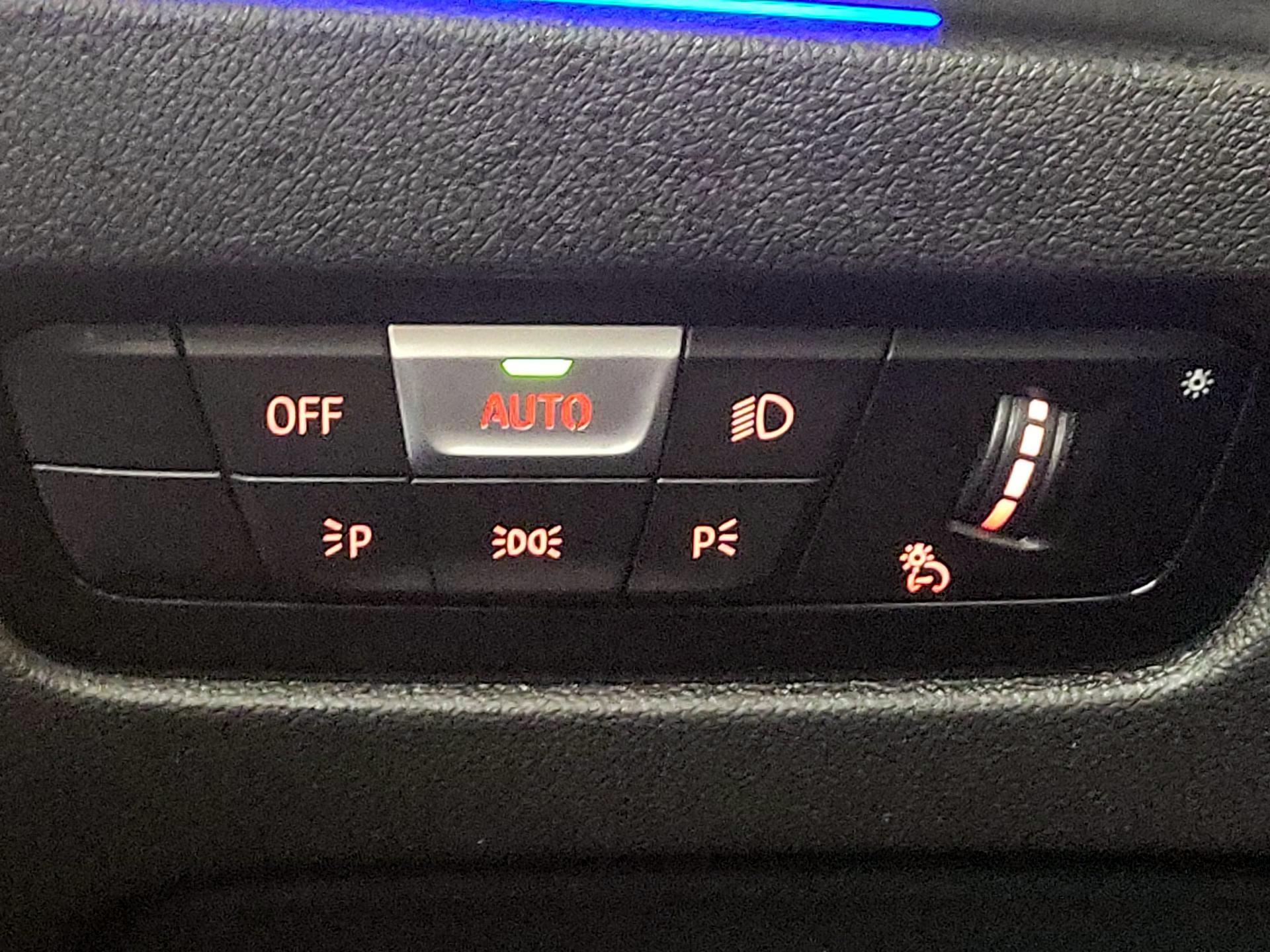 Thumbnail: 2021 BMW 3 Series - 13