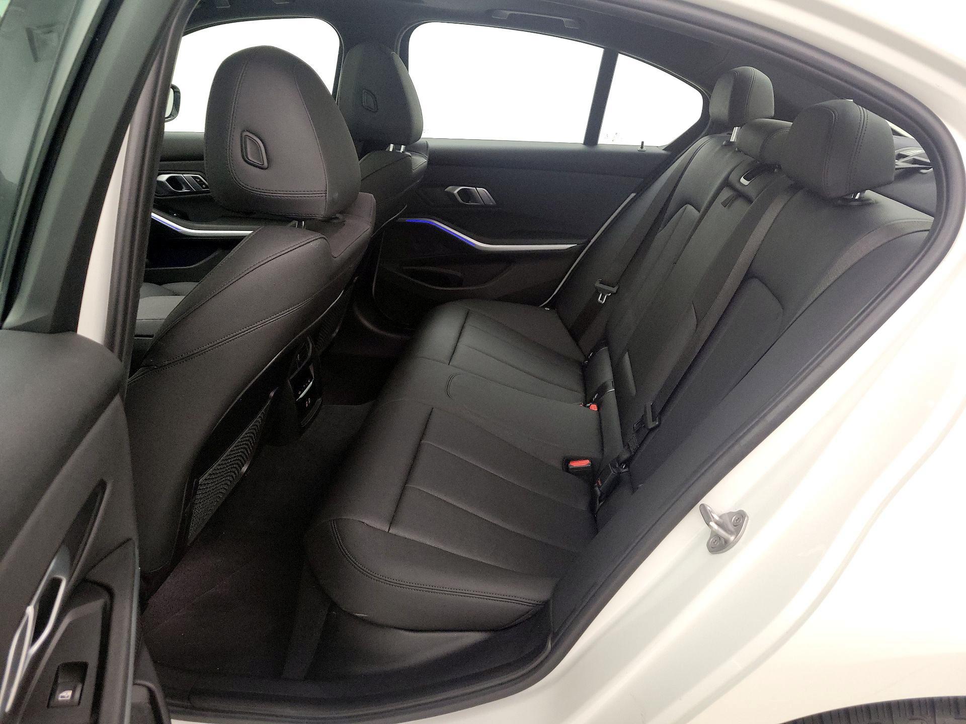 Thumbnail: 2021 BMW 3 Series - 20