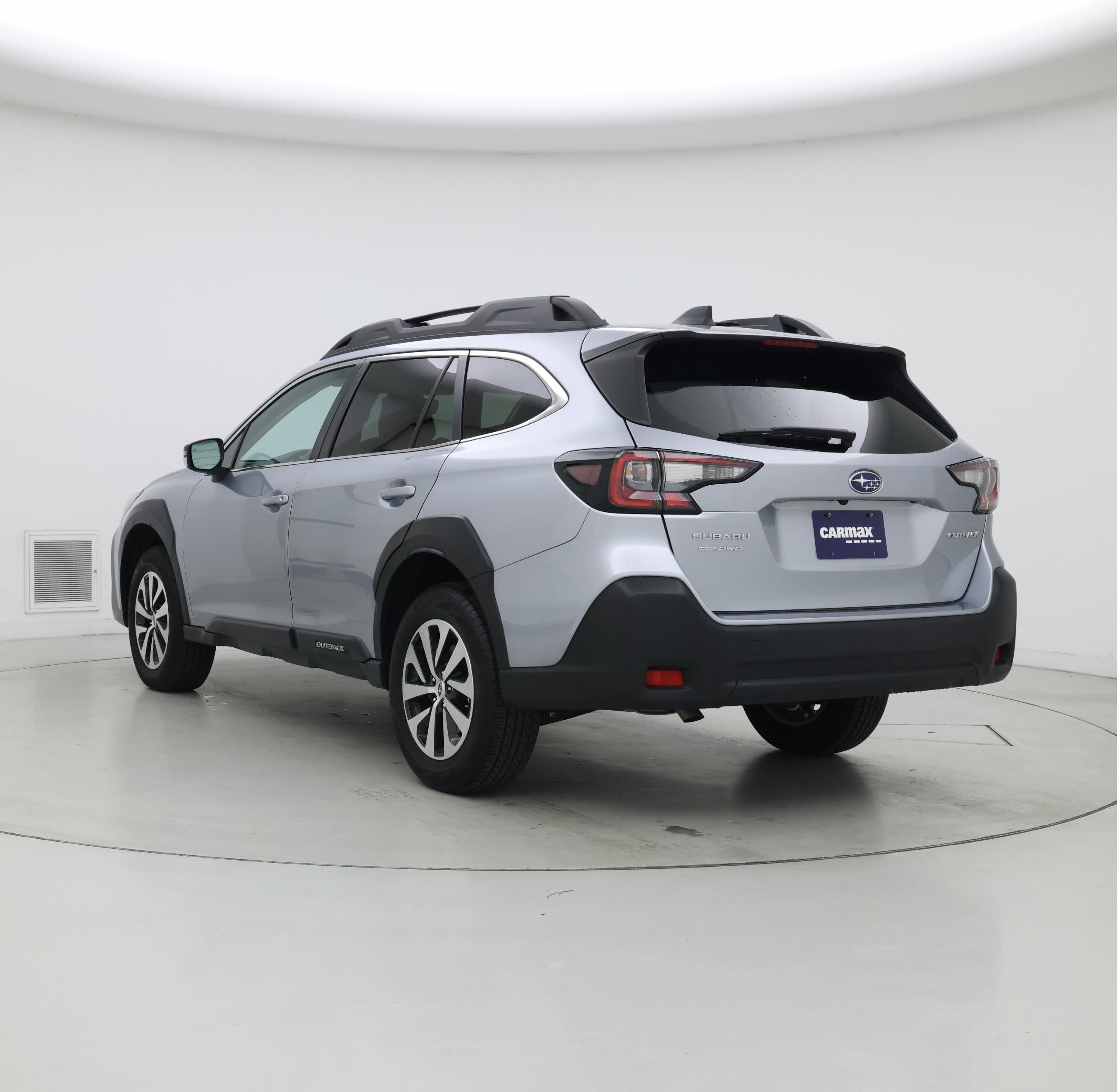 Thumbnail: 2023 Subaru Outback - 2