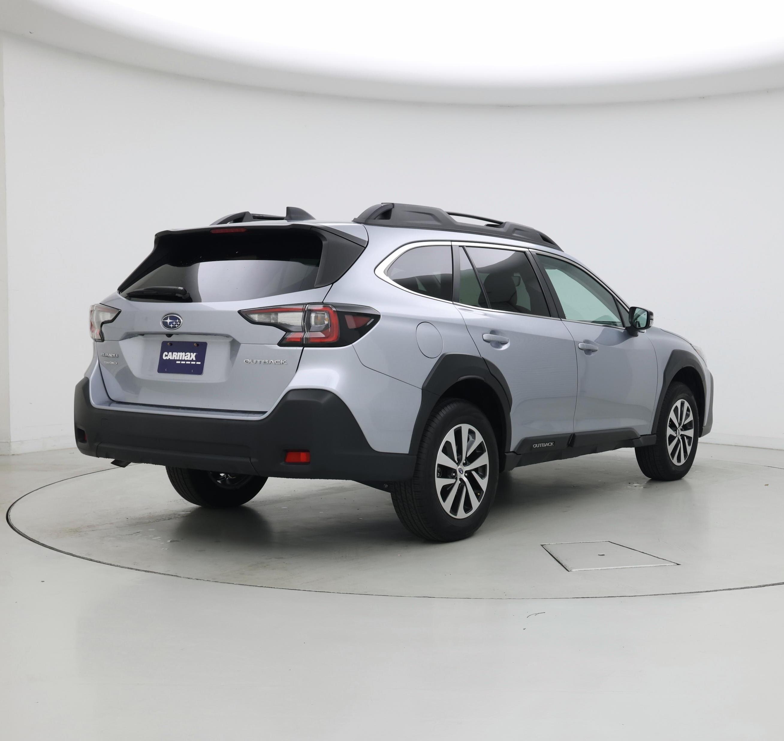 Thumbnail: 2023 Subaru Outback - 8