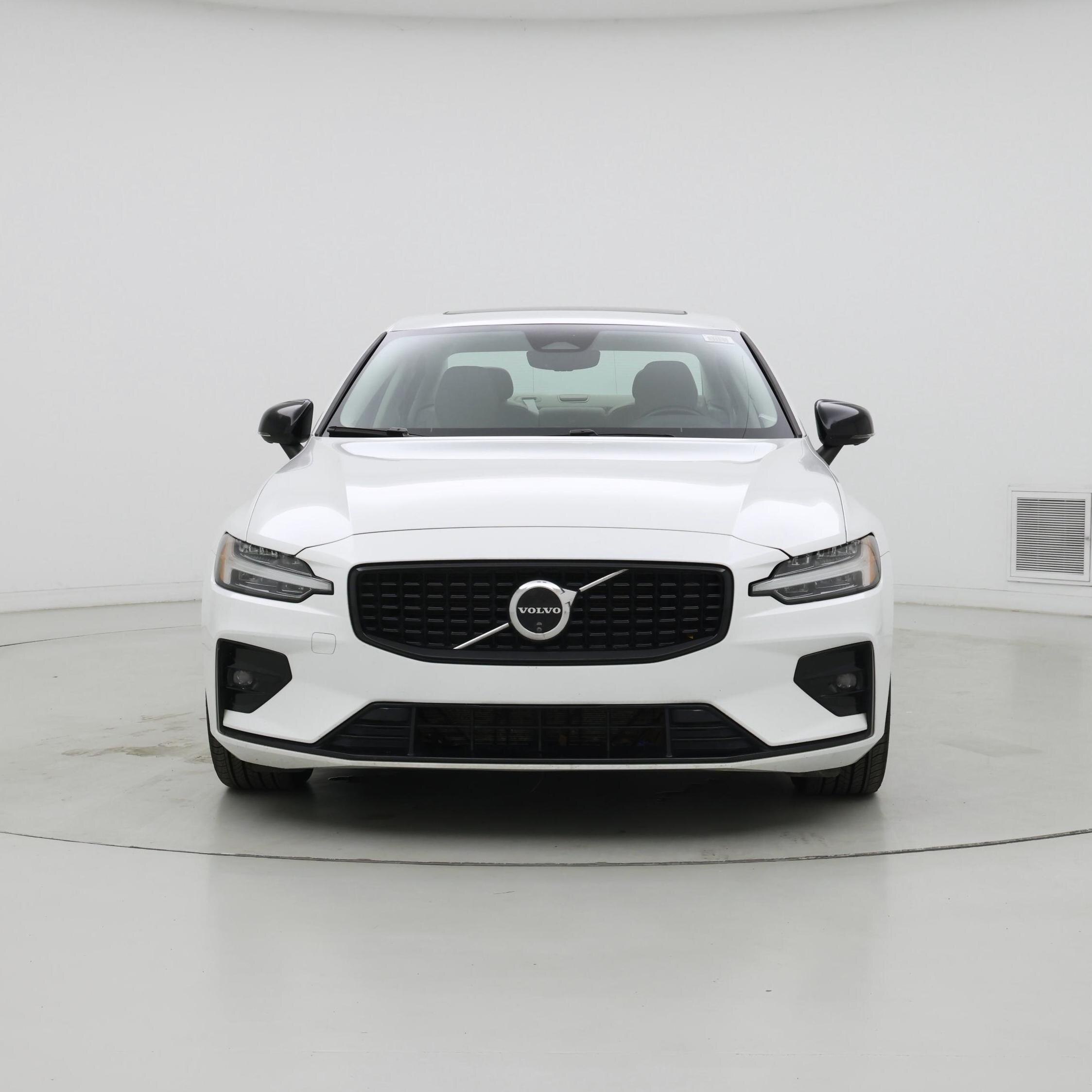 Thumbnail: 2025 Volvo S60 - 5