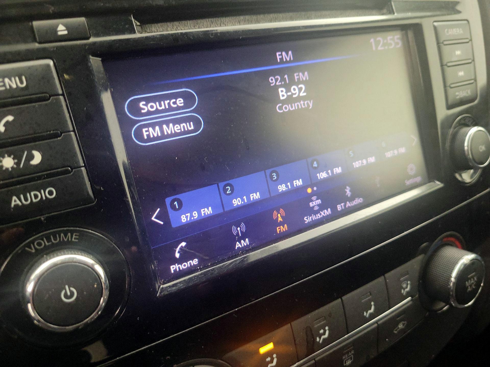 Thumbnail: 2020 Nissan Rogue - 15