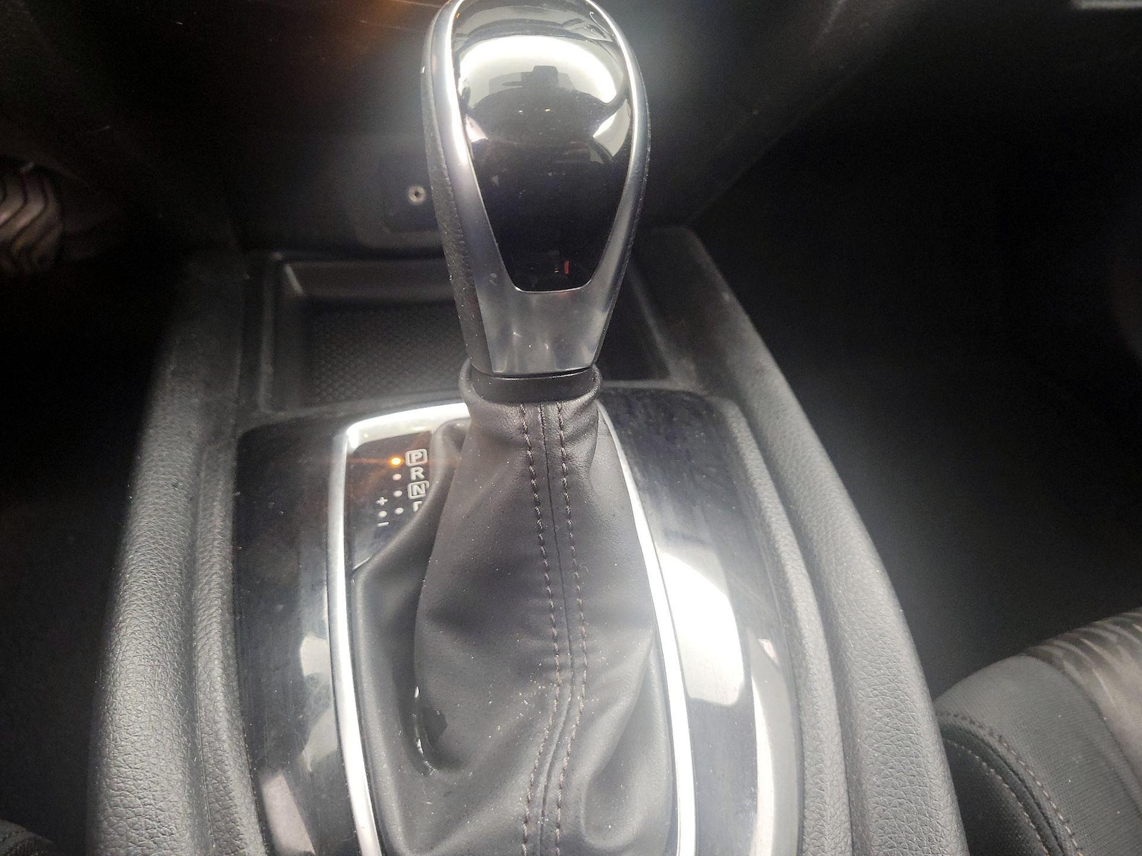 2020 Nissan Rogue S - Photo 18
