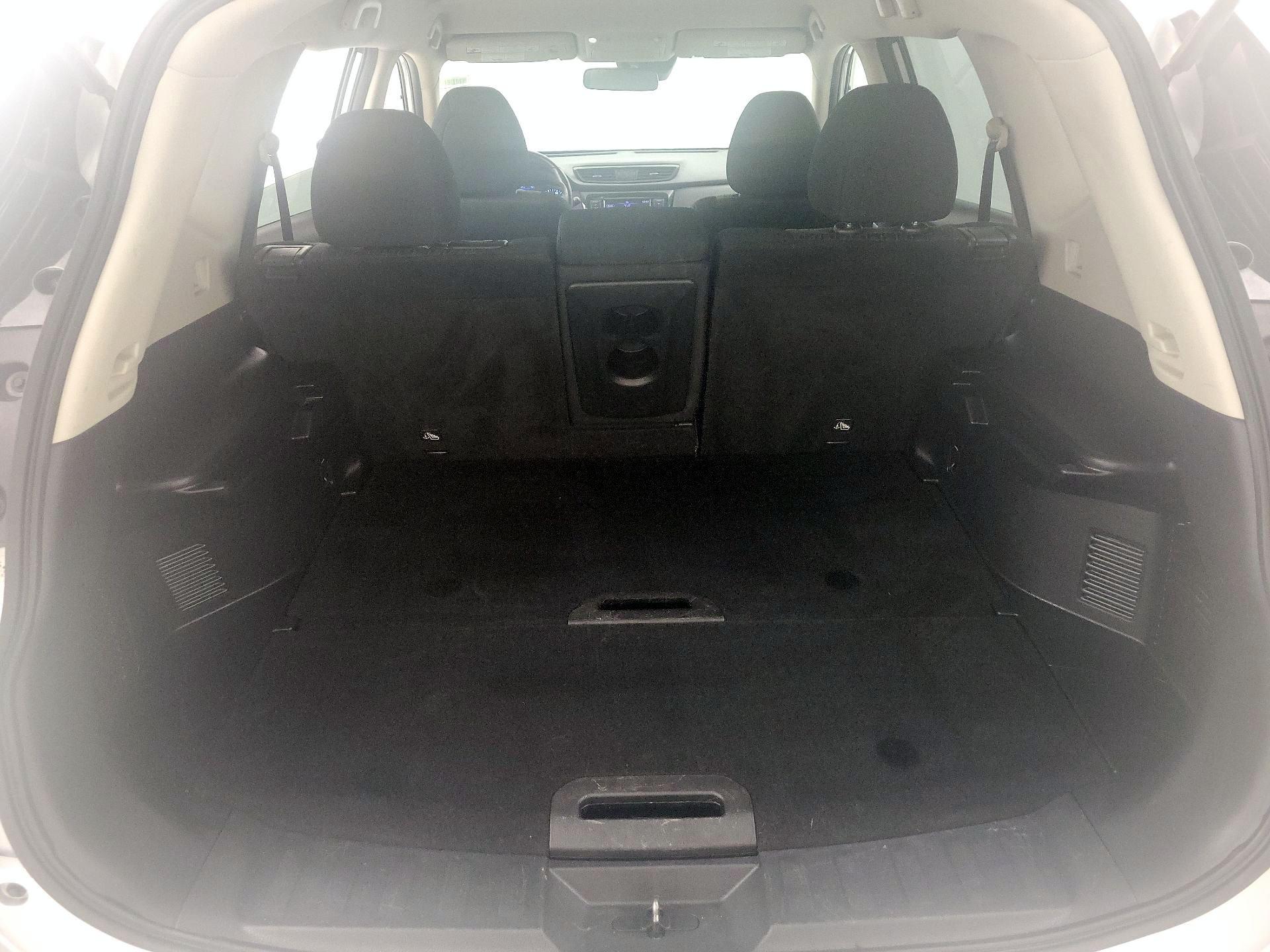 Thumbnail: 2020 Nissan Rogue - 20