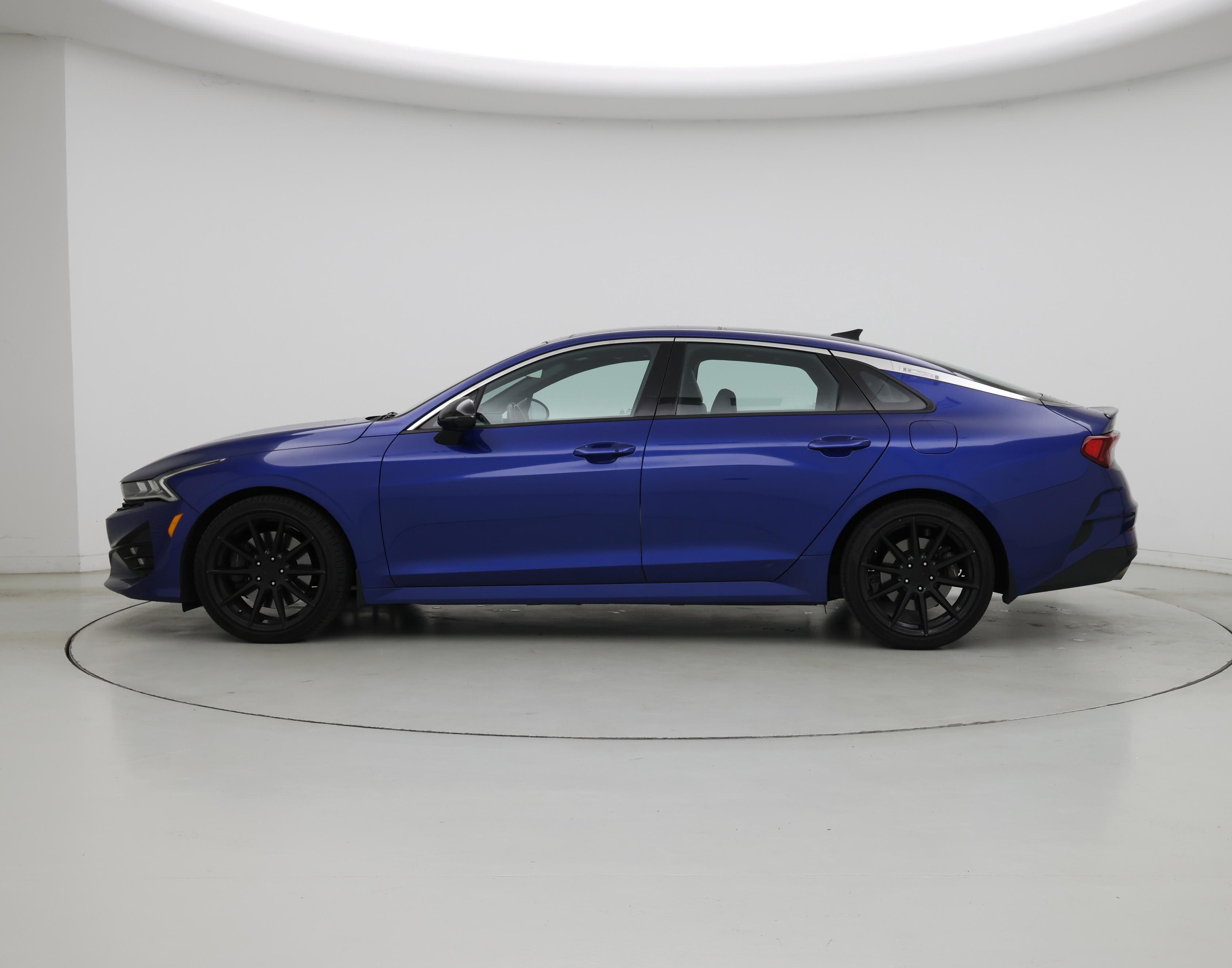 Thumbnail: 2023 Kia K5 - 3