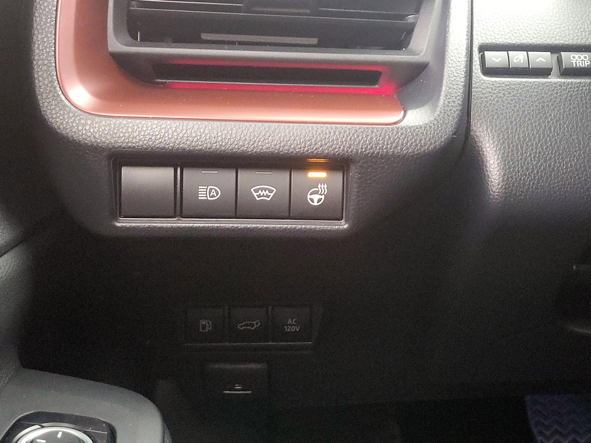 Thumbnail: 2024 Toyota Prius Prime - 13