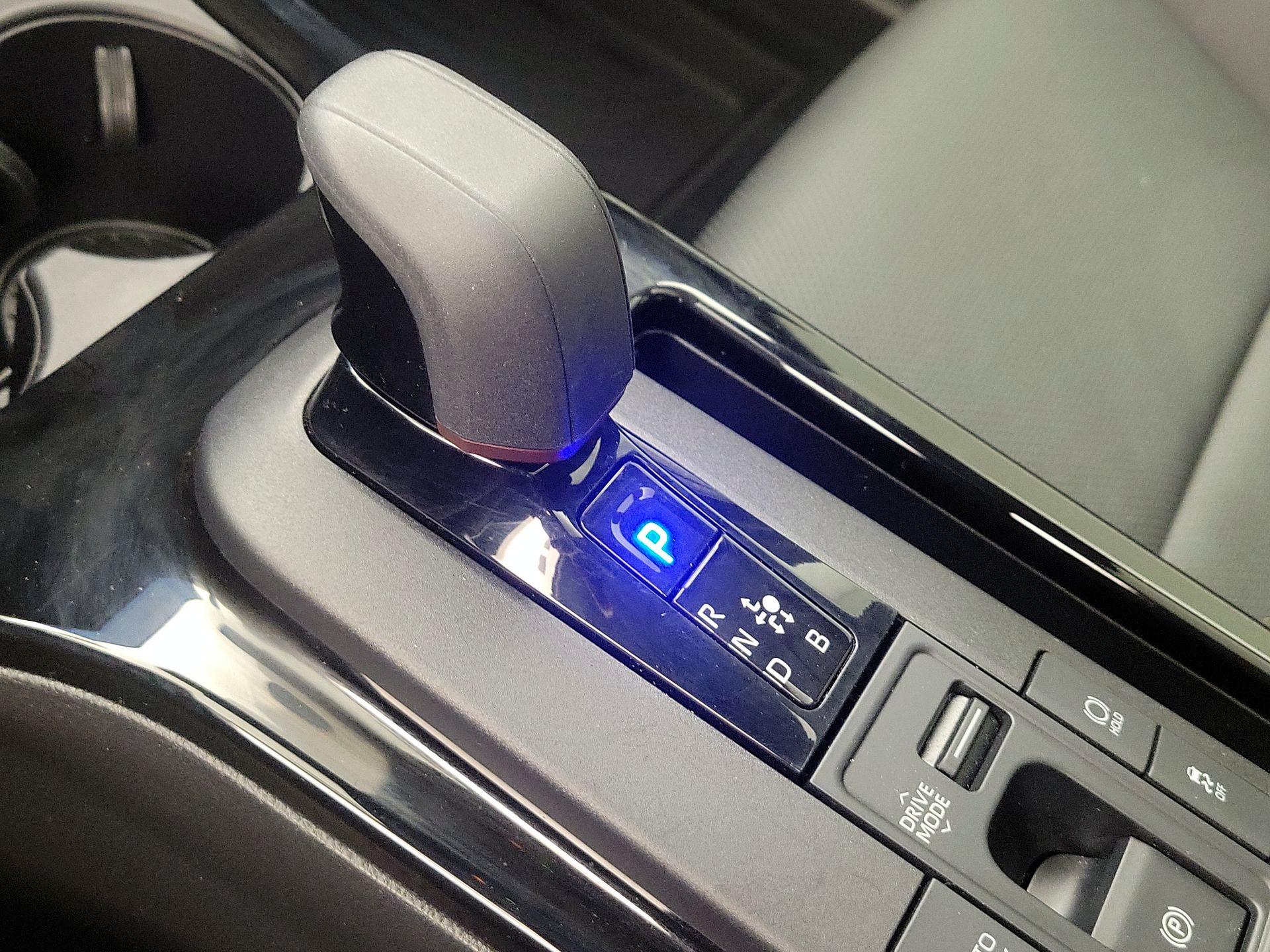 Thumbnail: 2024 Toyota Prius Prime - 17