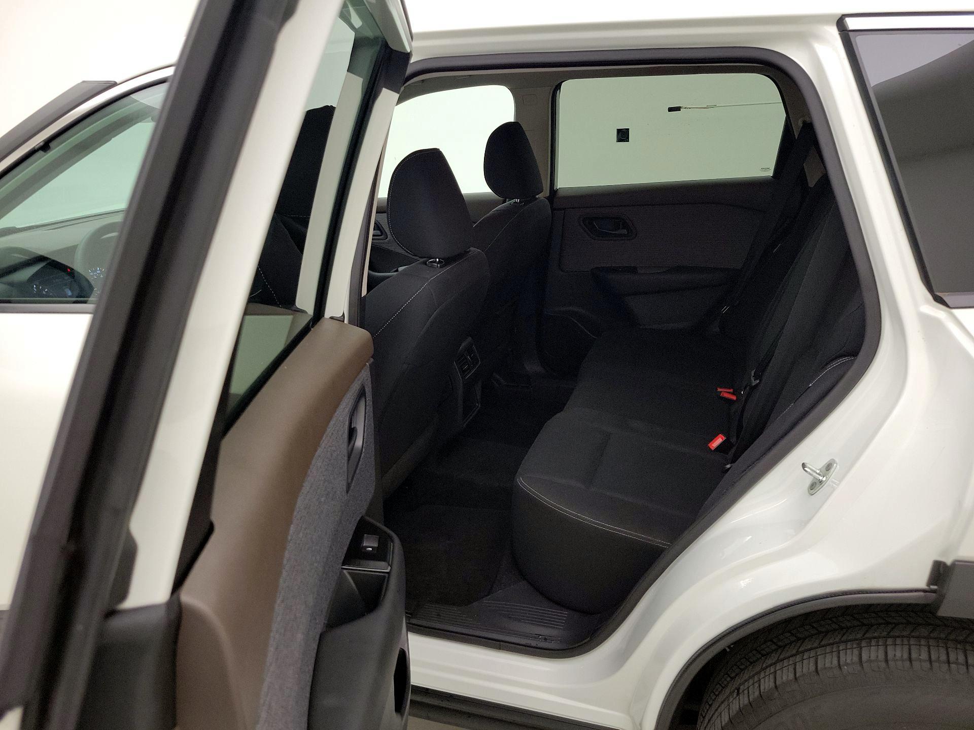 Thumbnail: 2023 Nissan Rogue - 19