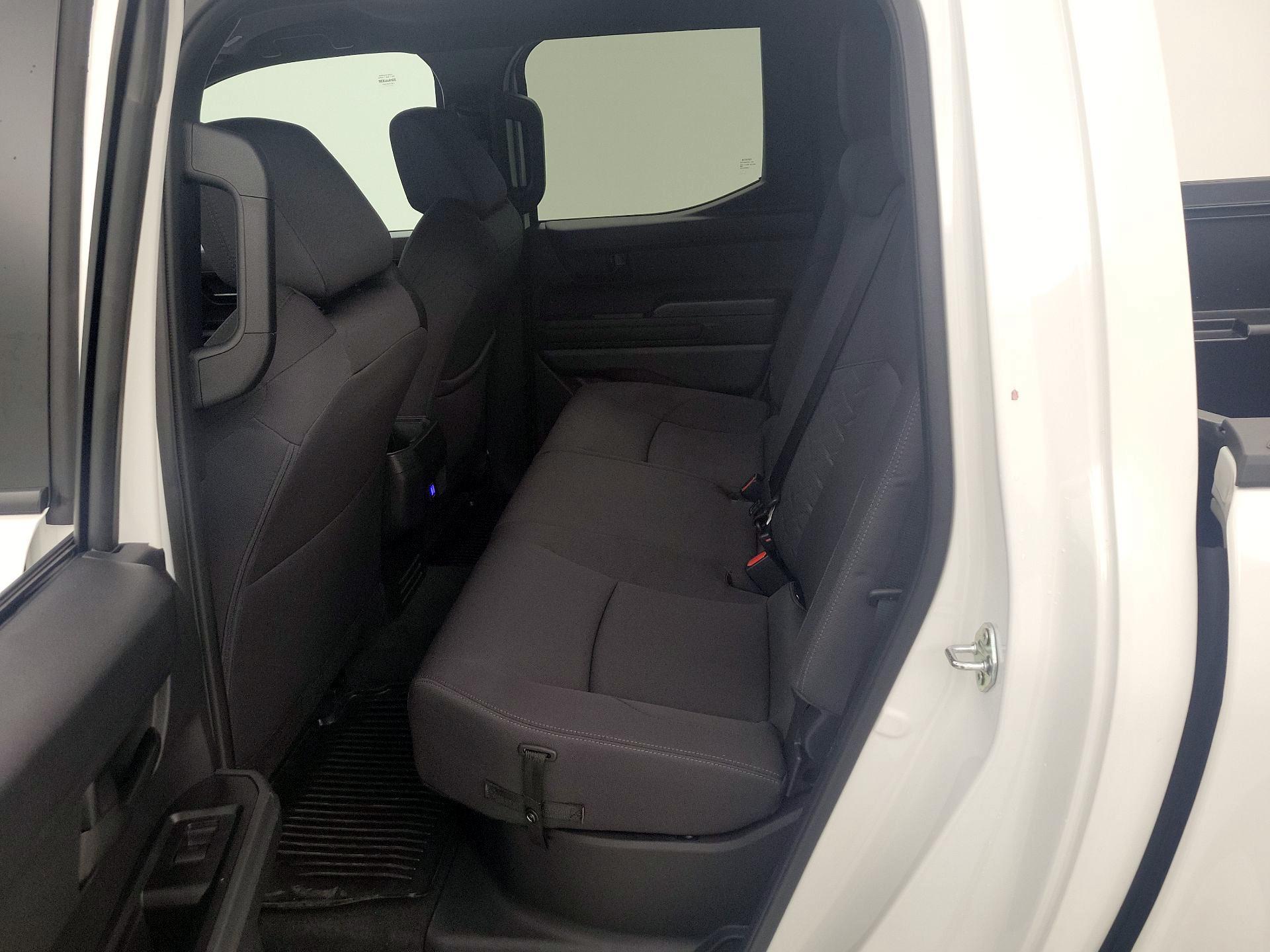 Thumbnail: 2024 Toyota Tacoma - 19