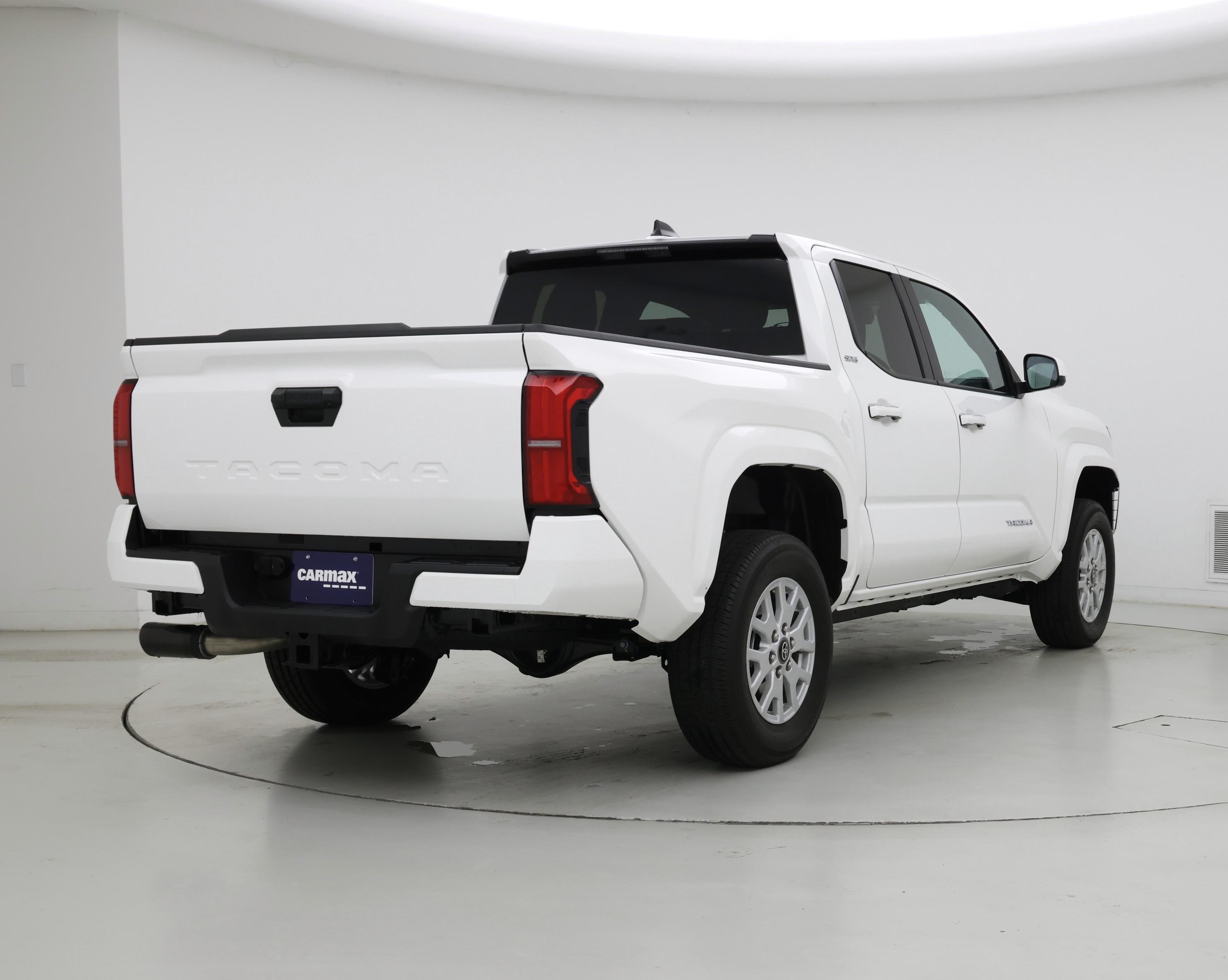 Thumbnail: 2024 Toyota Tacoma - 8