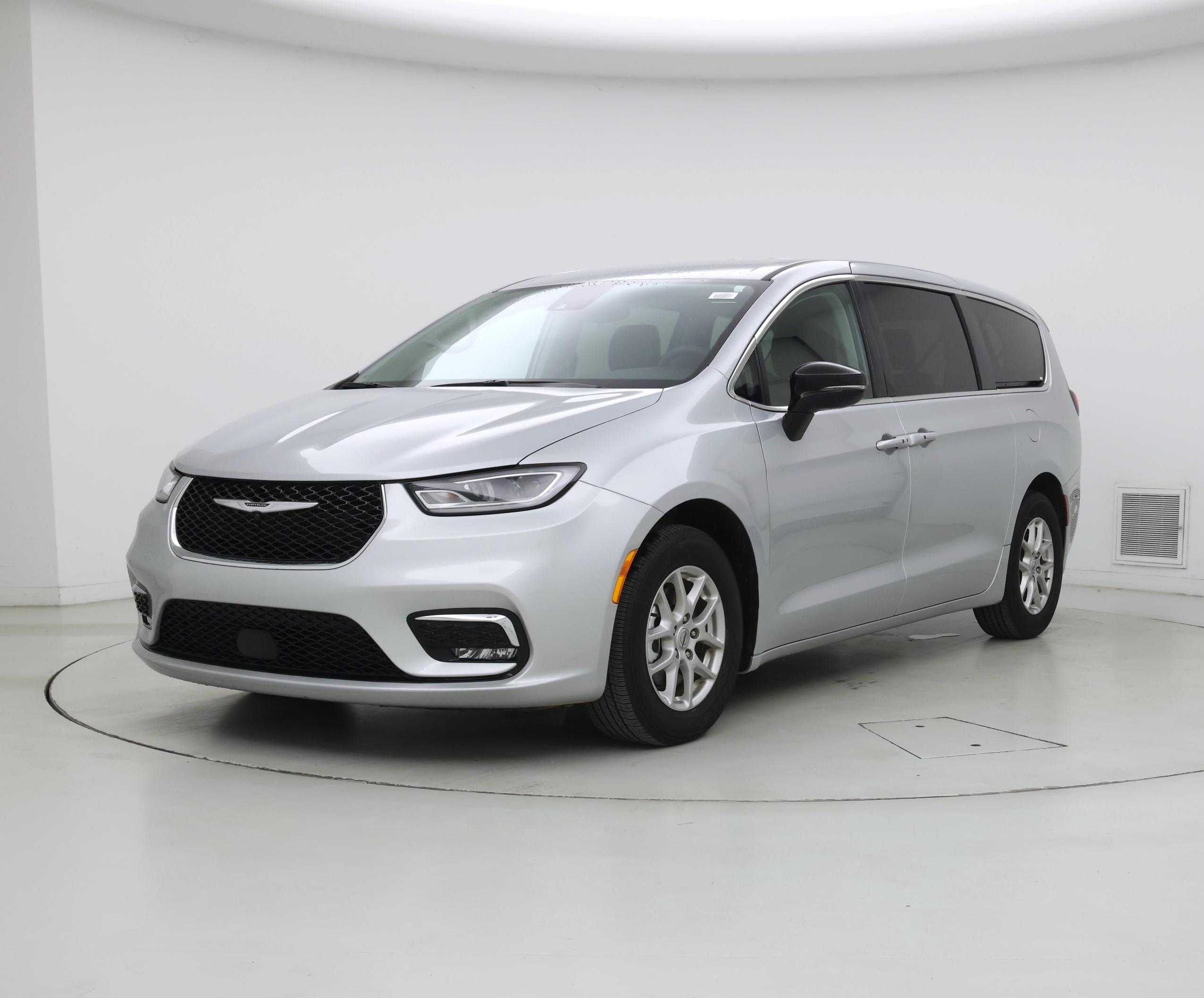 Thumbnail: 2024 Chrysler Pacifica - 4