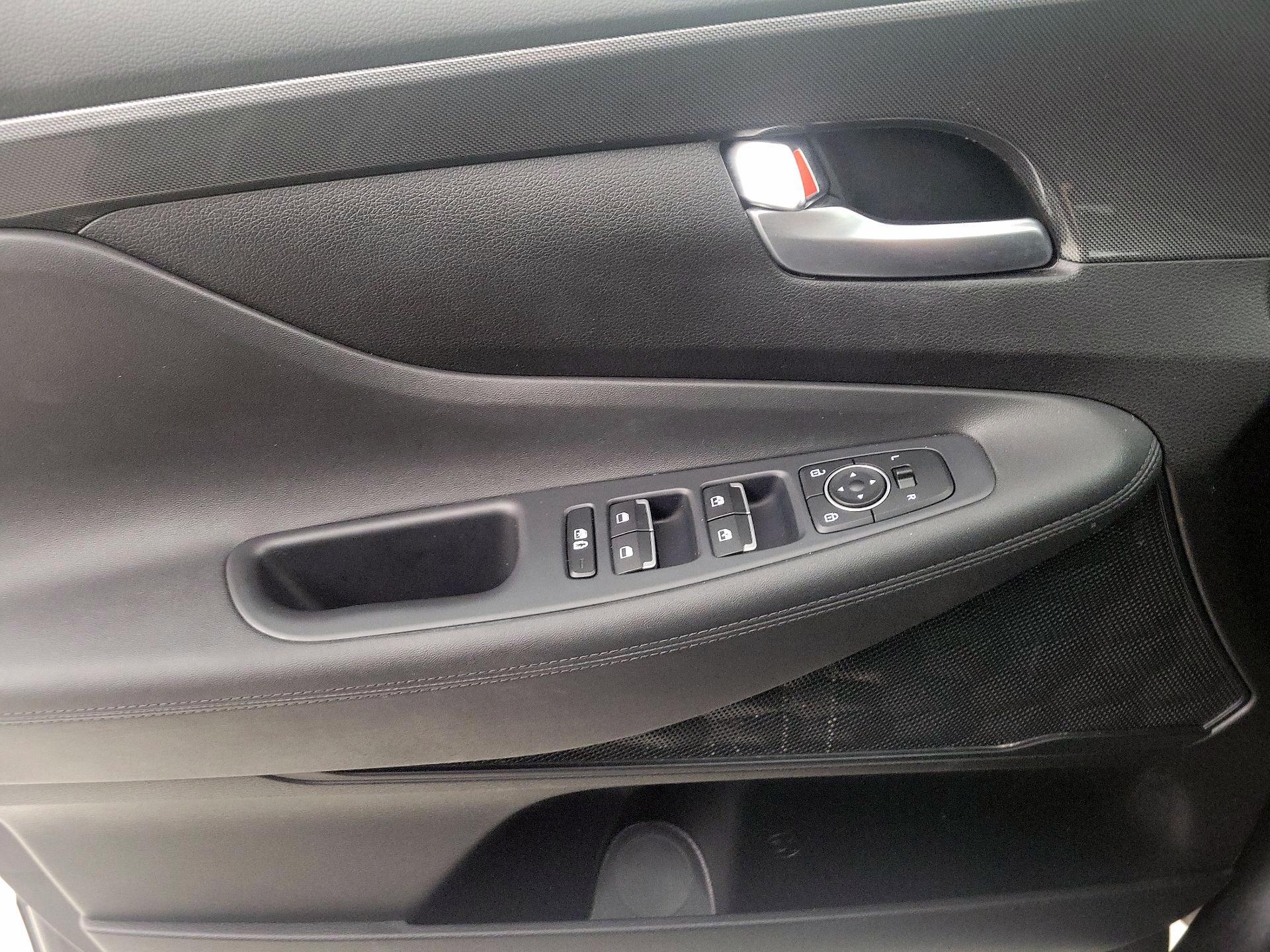 Thumbnail: 2023 Hyundai Santa Fe - 12