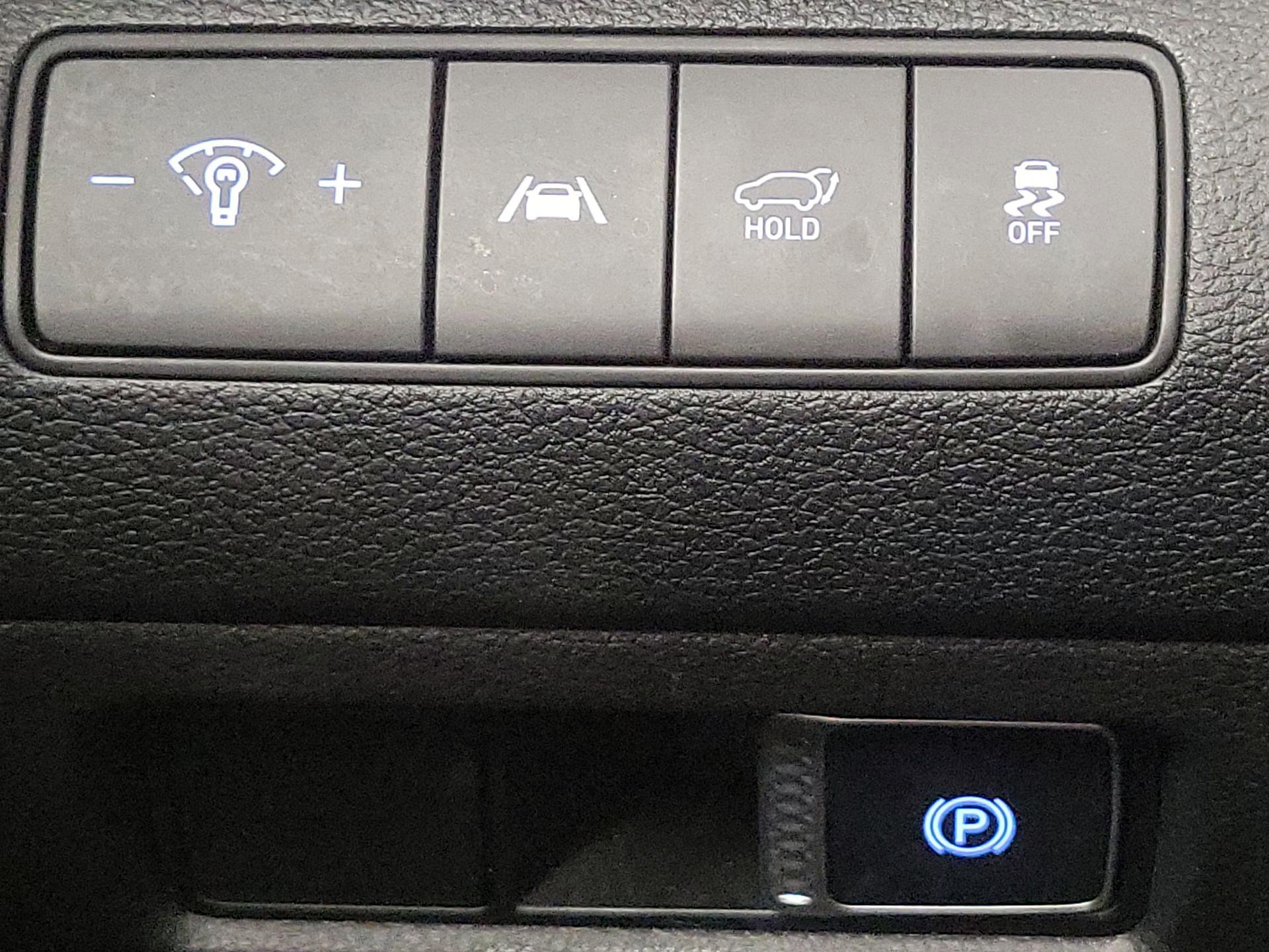 Thumbnail: 2023 Hyundai Santa Fe - 13