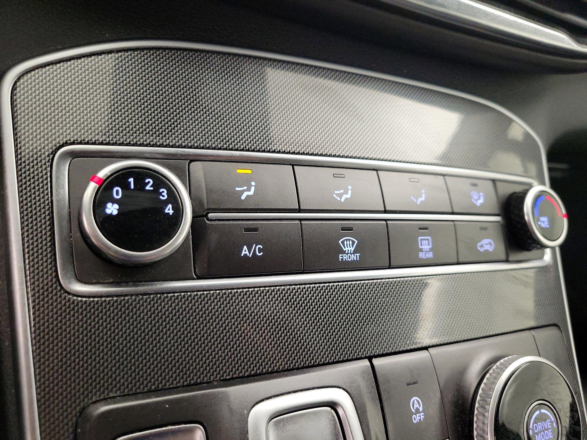 Thumbnail: 2023 Hyundai Santa Fe - 16