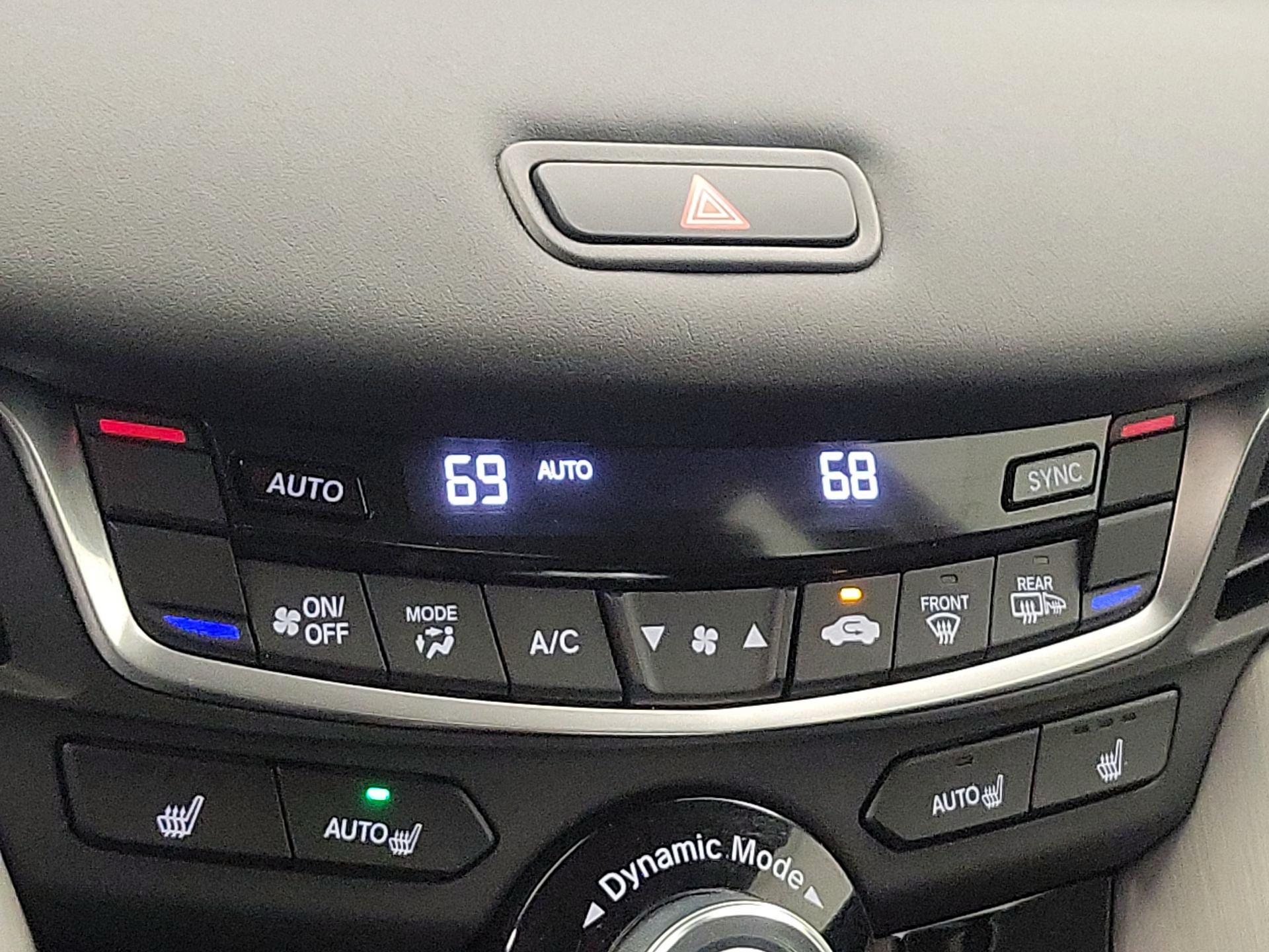 Thumbnail: 2022 Acura TLX - 17