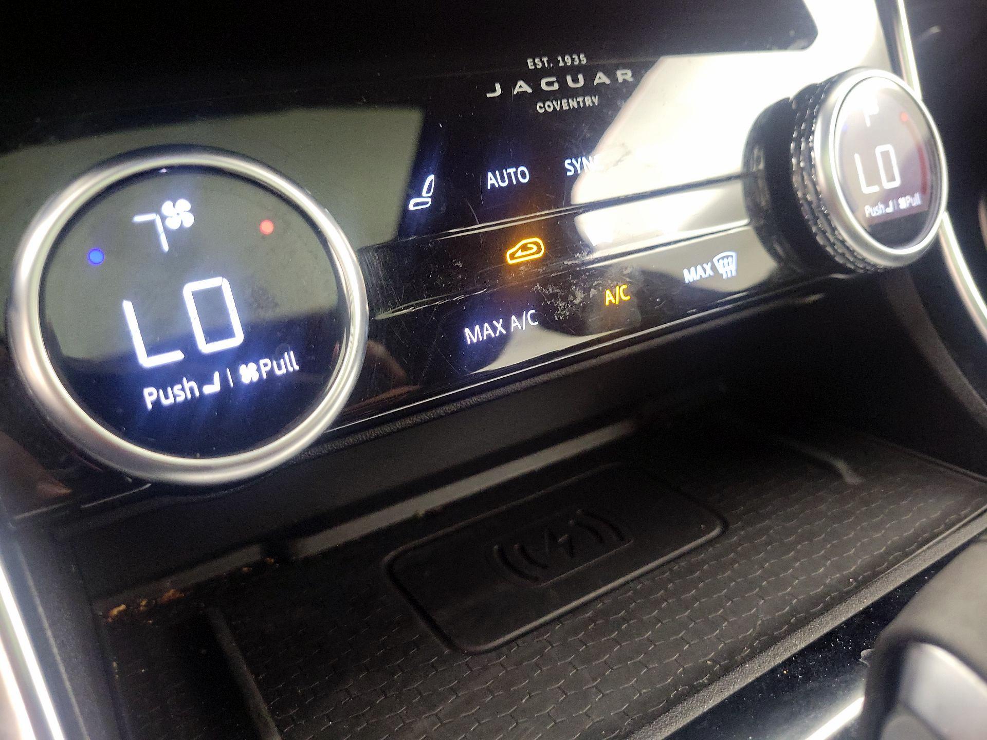 Thumbnail: 2022 Jaguar XF - 17