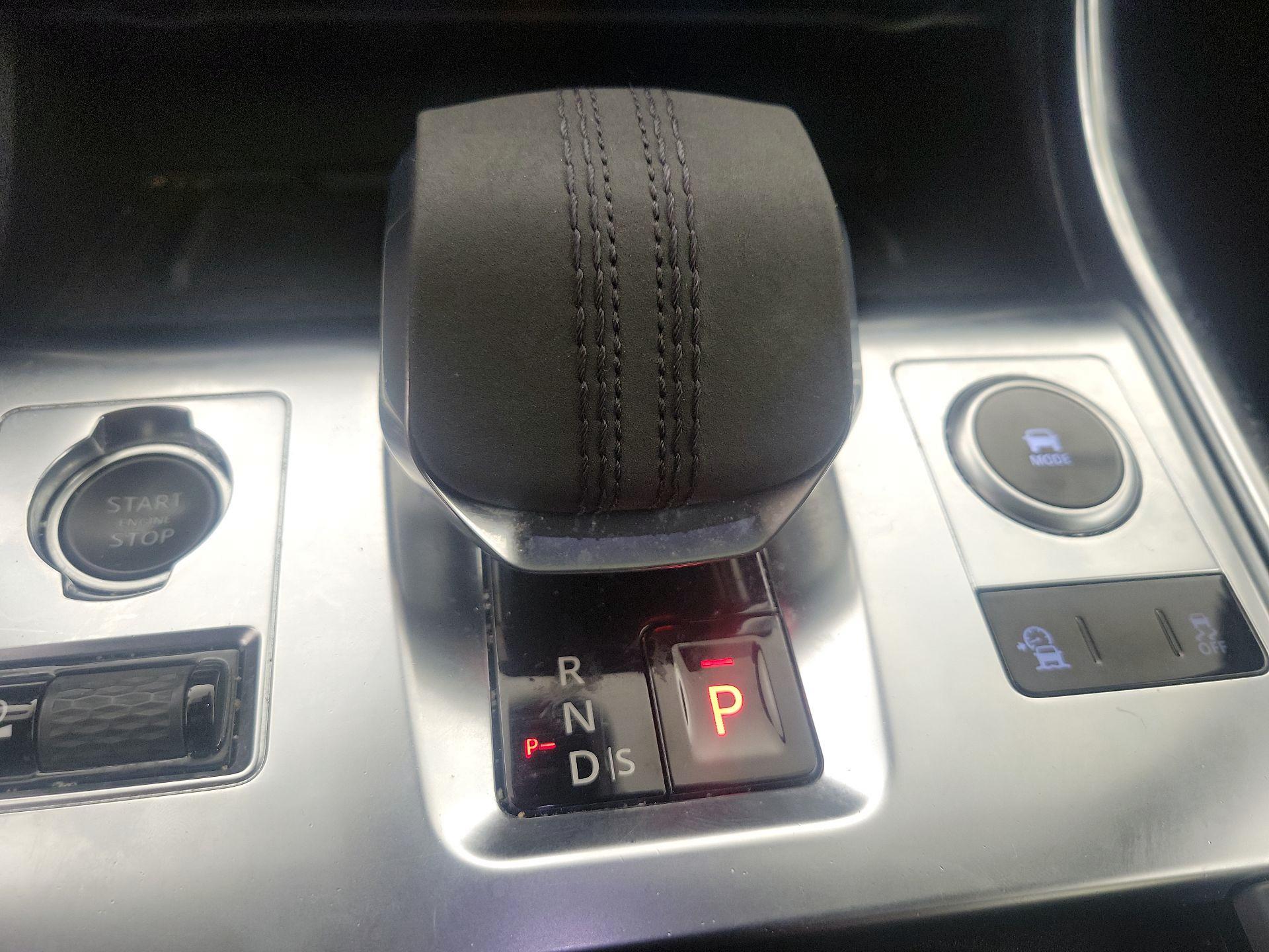 Thumbnail: 2022 Jaguar XF - 18