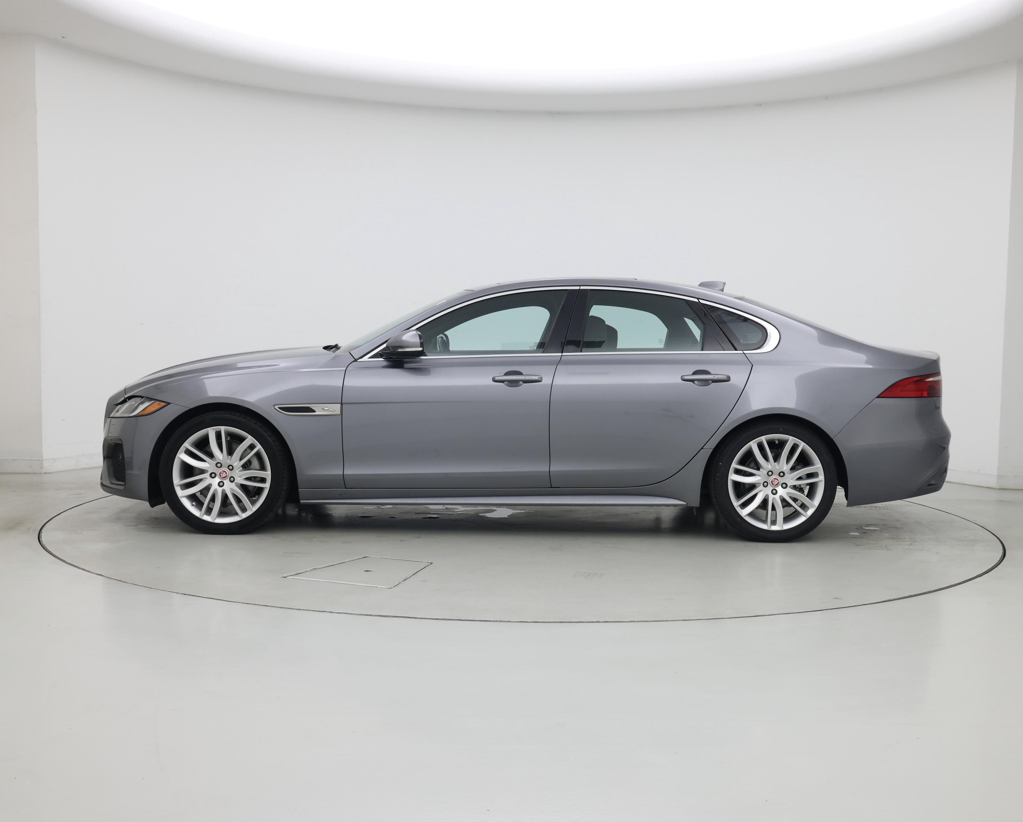 Thumbnail: 2022 Jaguar XF - 3