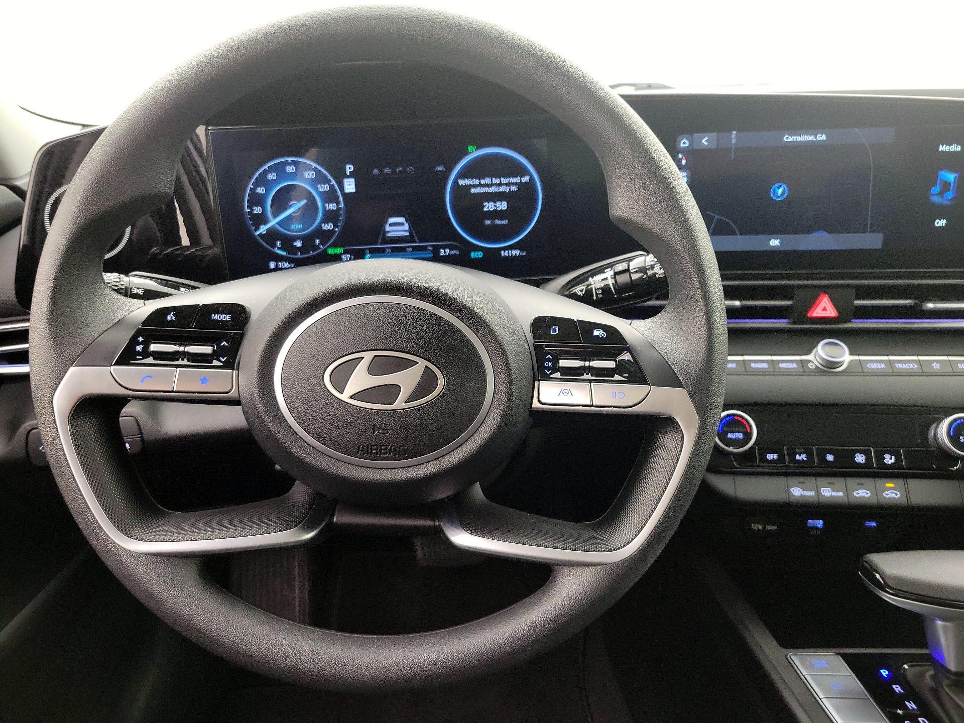 Thumbnail: 2024 Hyundai Elantra - 10