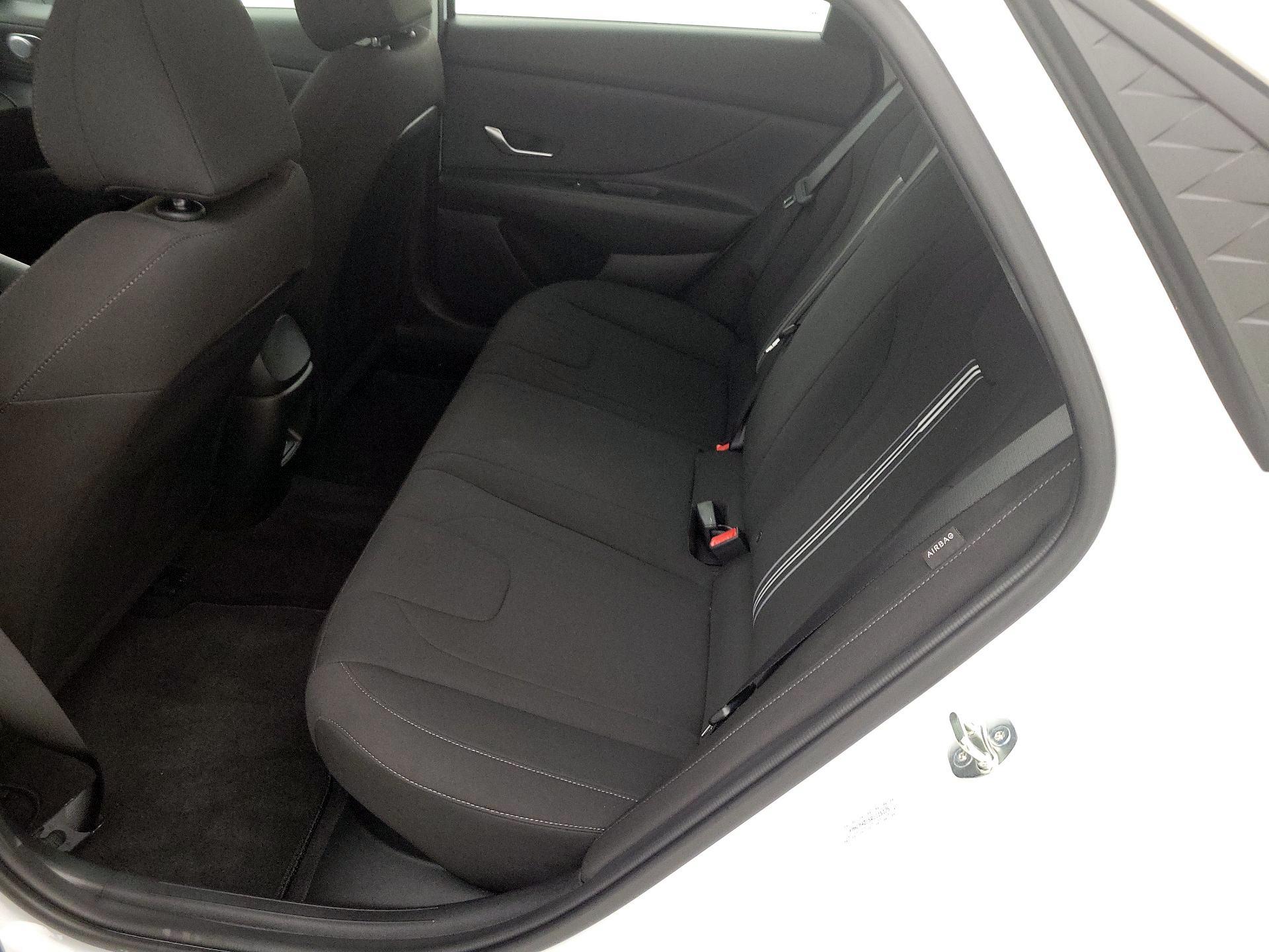 Thumbnail: 2024 Hyundai Elantra - 20