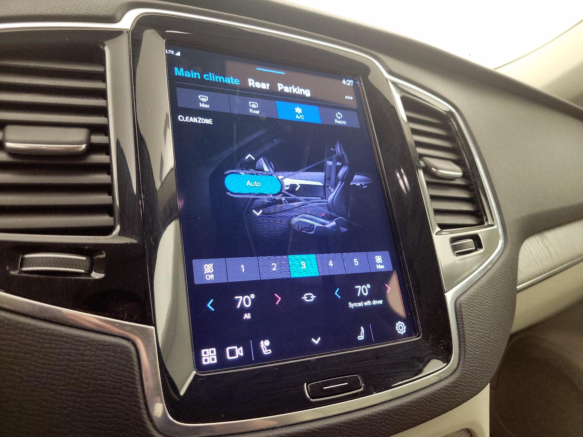 Thumbnail: 2023 Volvo XC90 - 17