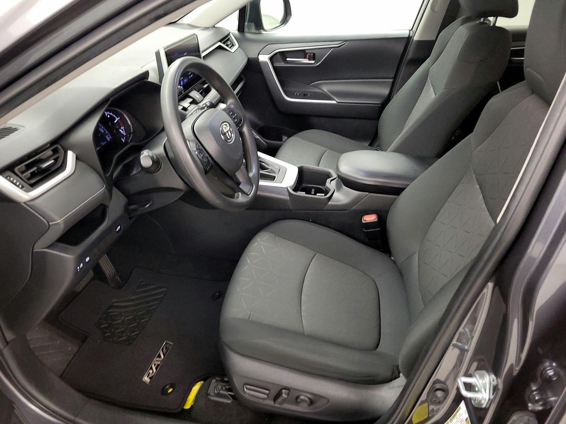 Thumbnail: 2023 Toyota RAV4 - 11