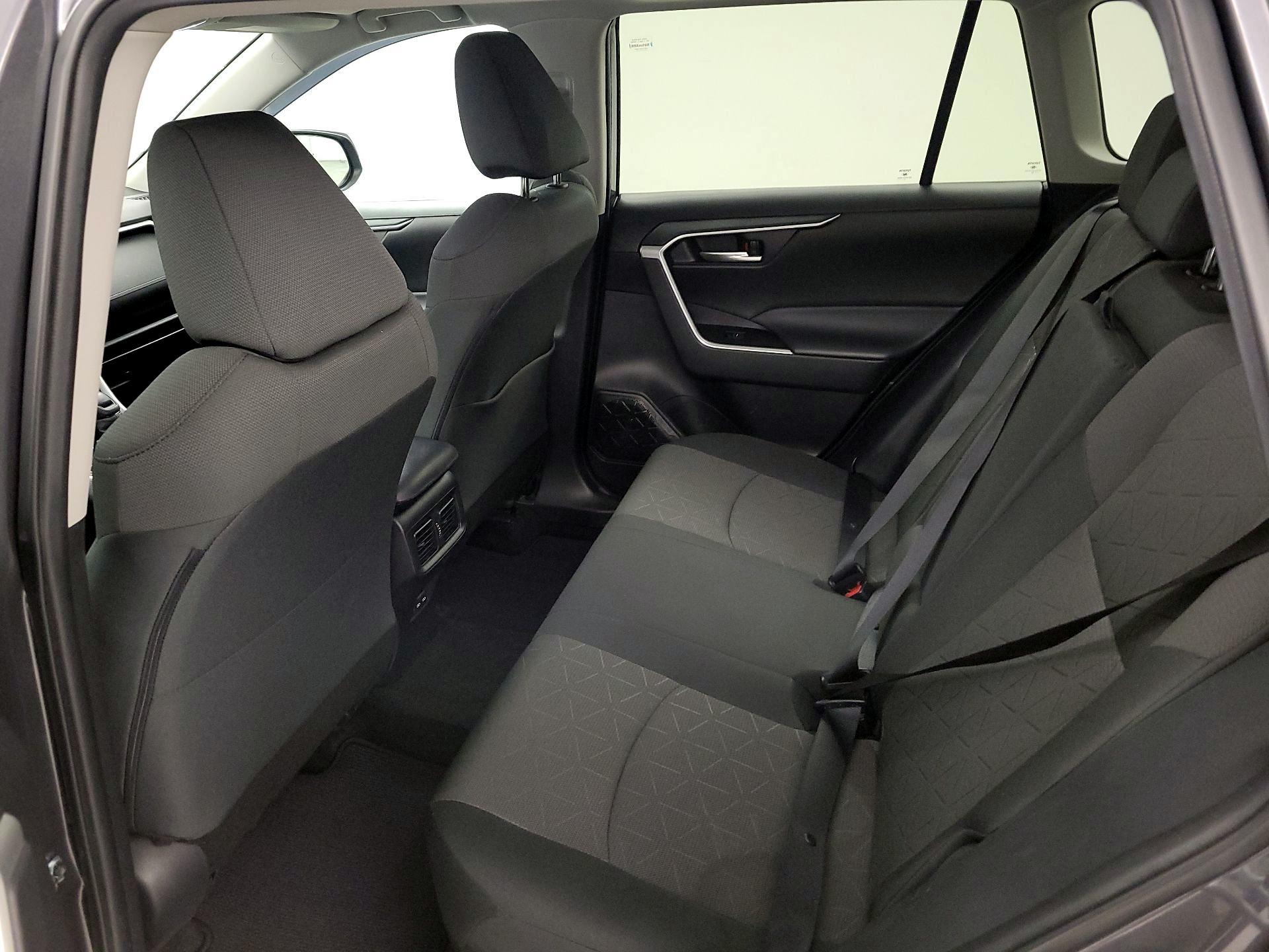 Thumbnail: 2023 Toyota RAV4 - 20