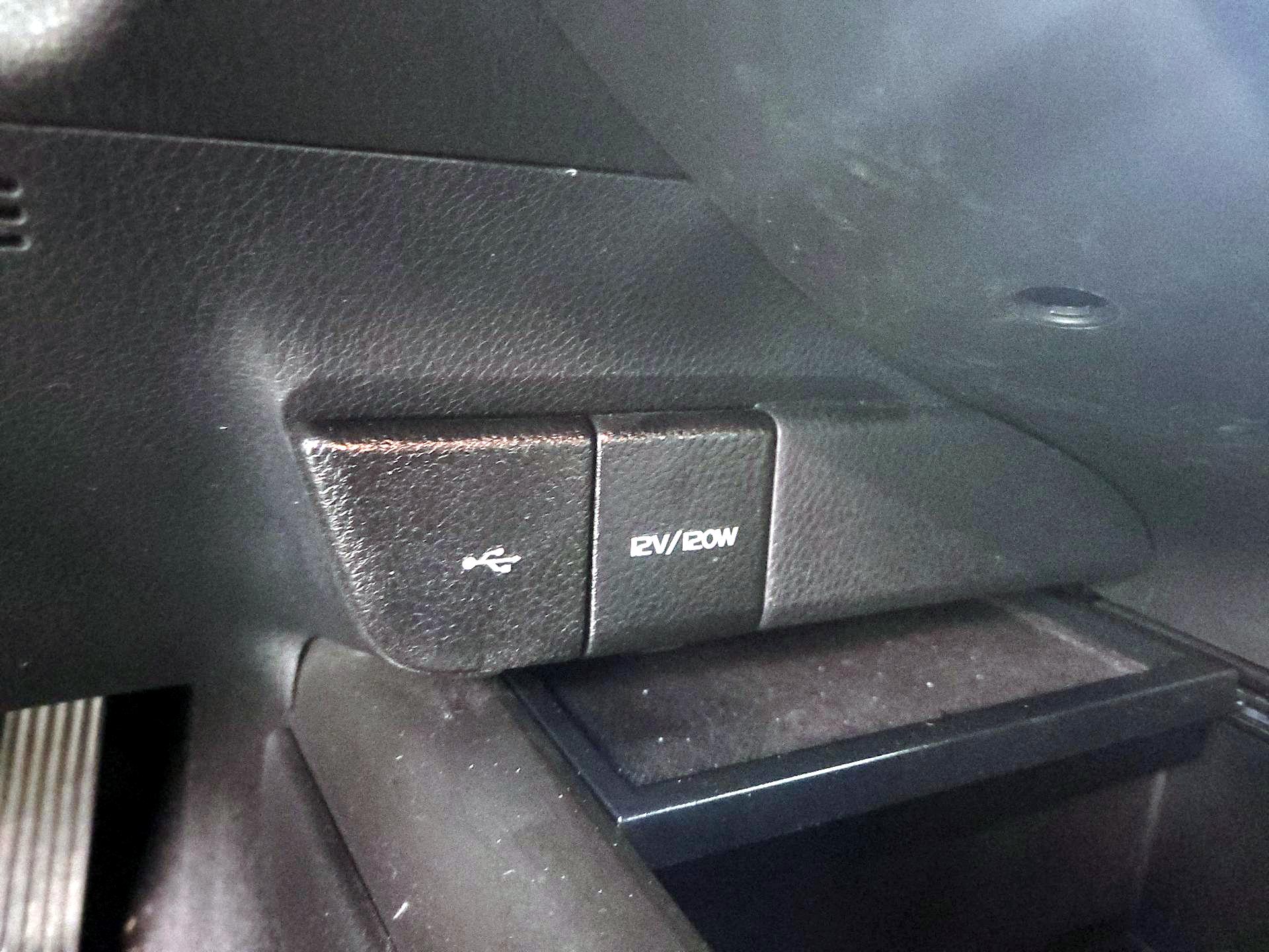 Thumbnail: 2023 Toyota Camry - 18