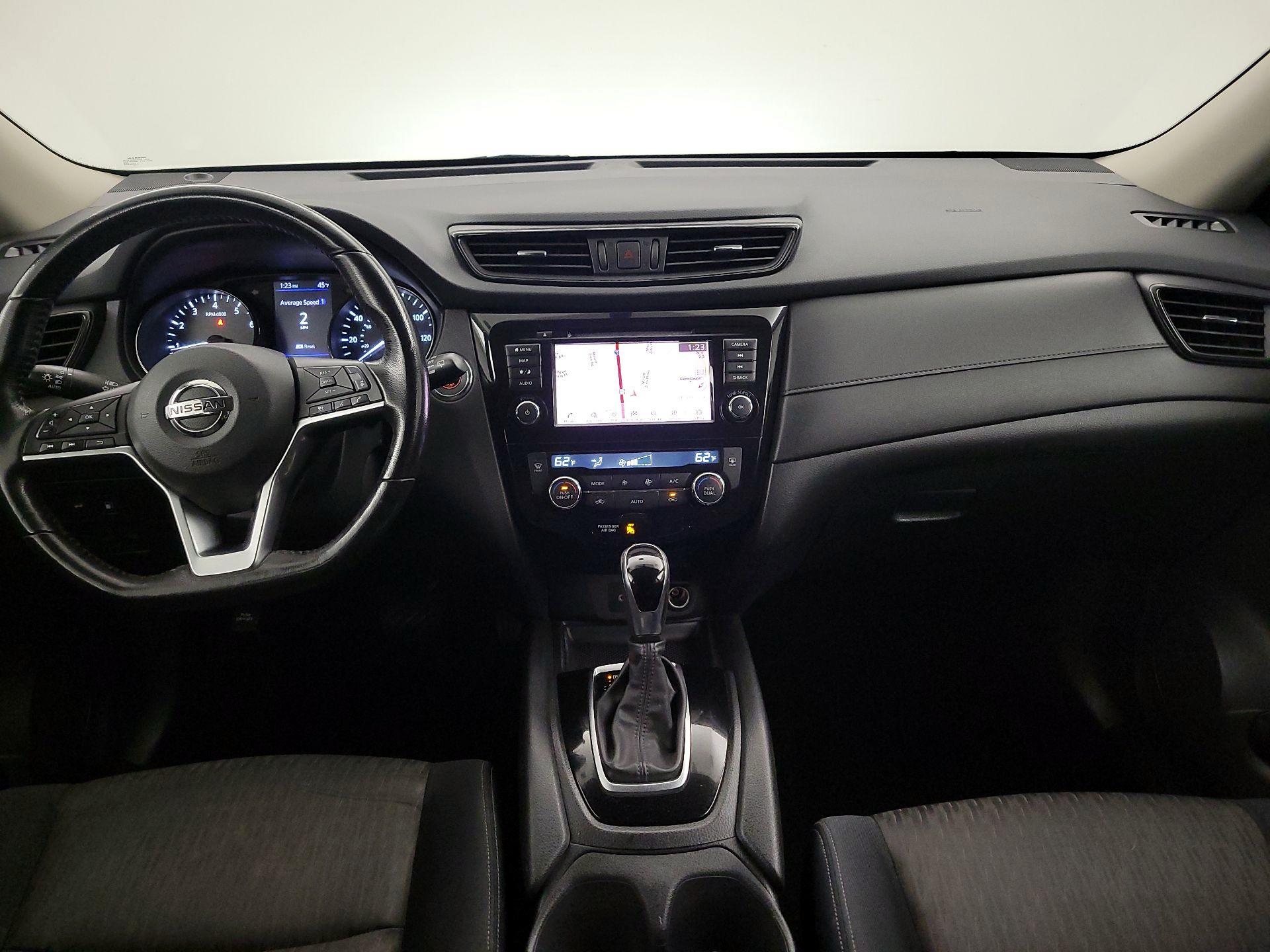 Thumbnail: 2018 Nissan Rogue - 9